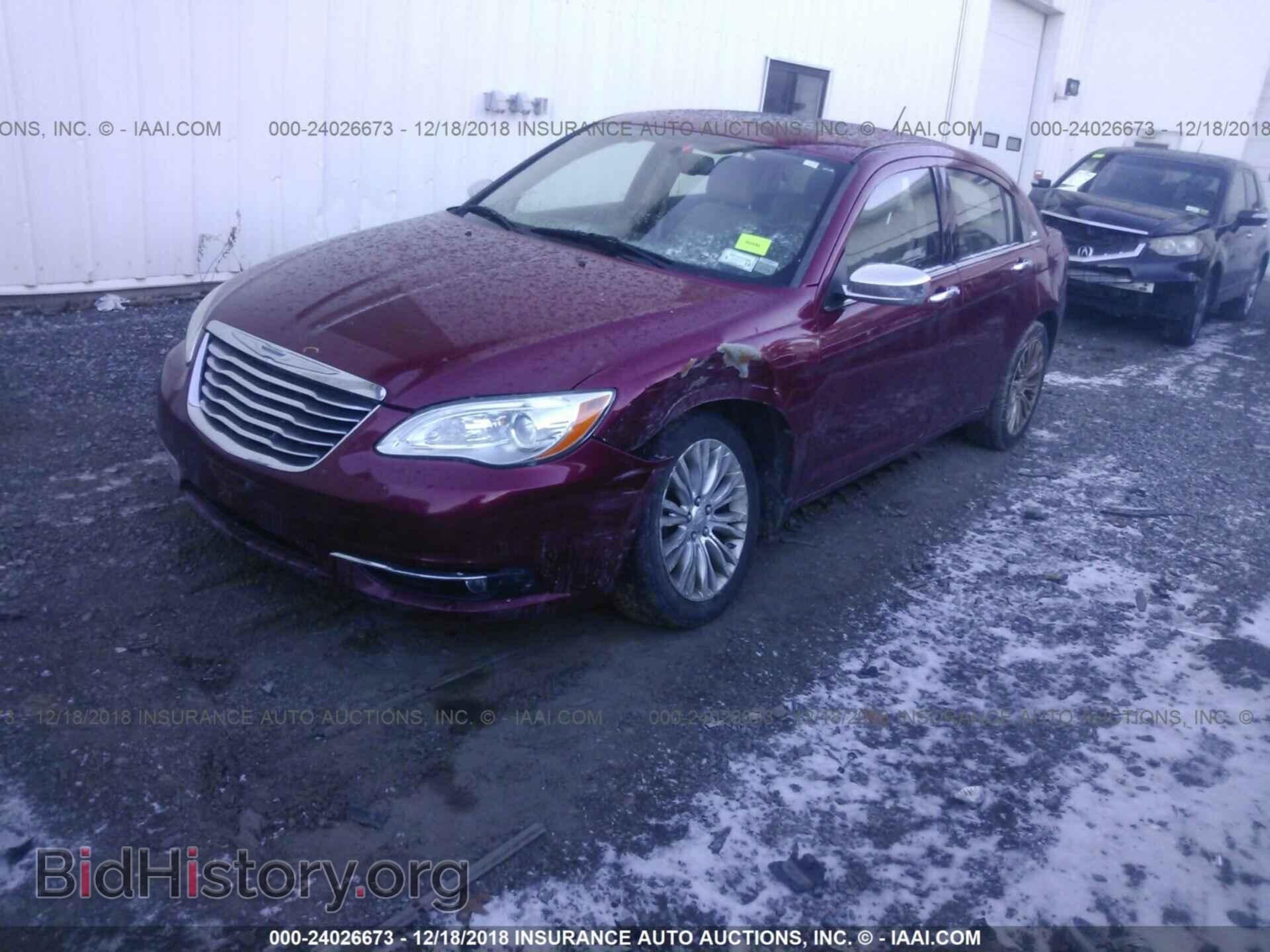 2012 CHRYSLER 200 - VIN: 1C3CCBCB9CN117018 - Фото 2