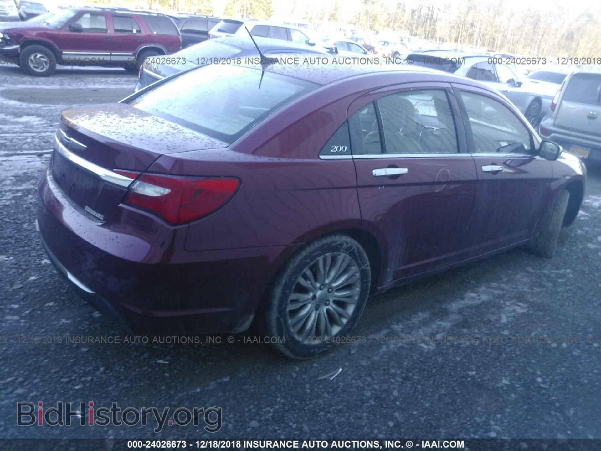 2012 CHRYSLER 200 - VIN: 1C3CCBCB9CN117018 - Фото 4