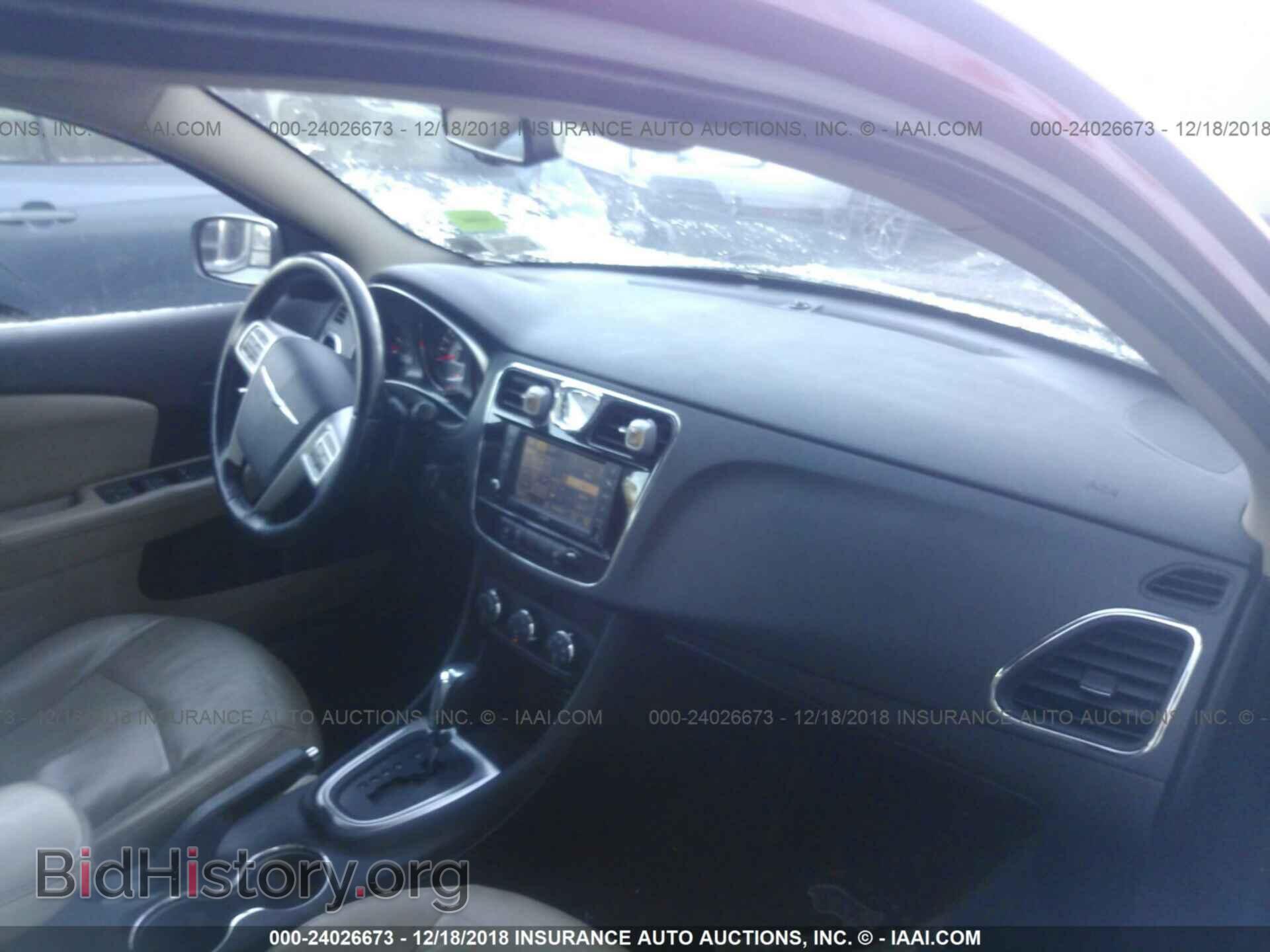 2012 CHRYSLER 200 - VIN: 1C3CCBCB9CN117018 - Фото 5