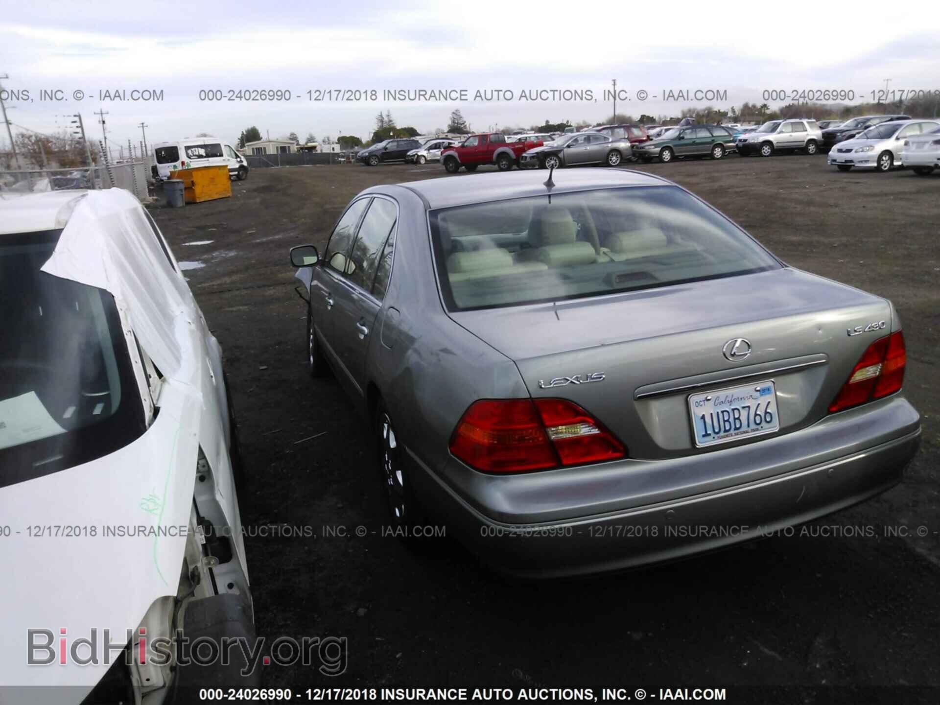 2001 LEXUS LS - VIN: JTHBN30F910004399 - Photo 3