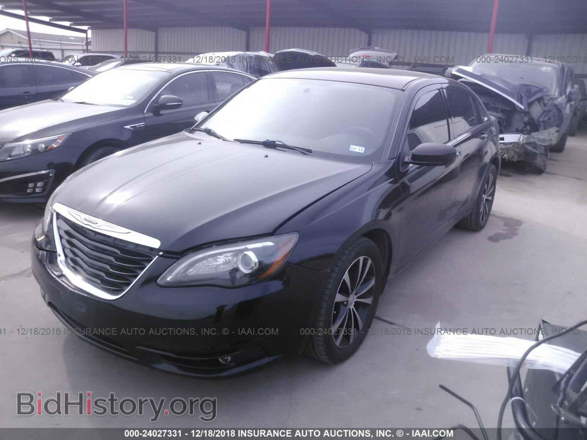 2012 CHRYSLER 200 - VIN: 1C3CCBBG7CN275869 - Фото 2