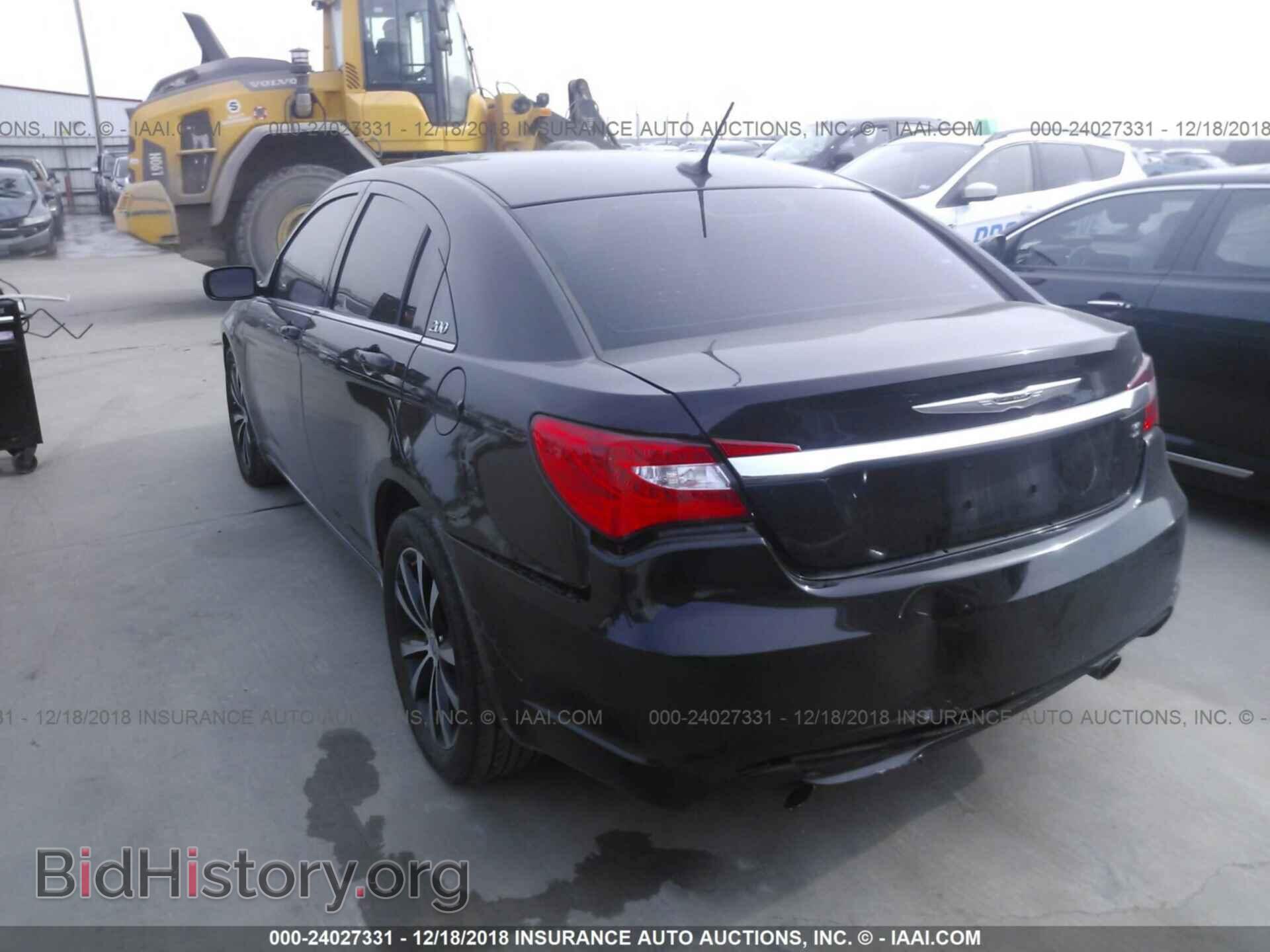 2012 CHRYSLER 200 - VIN: 1C3CCBBG7CN275869 - Фото 3