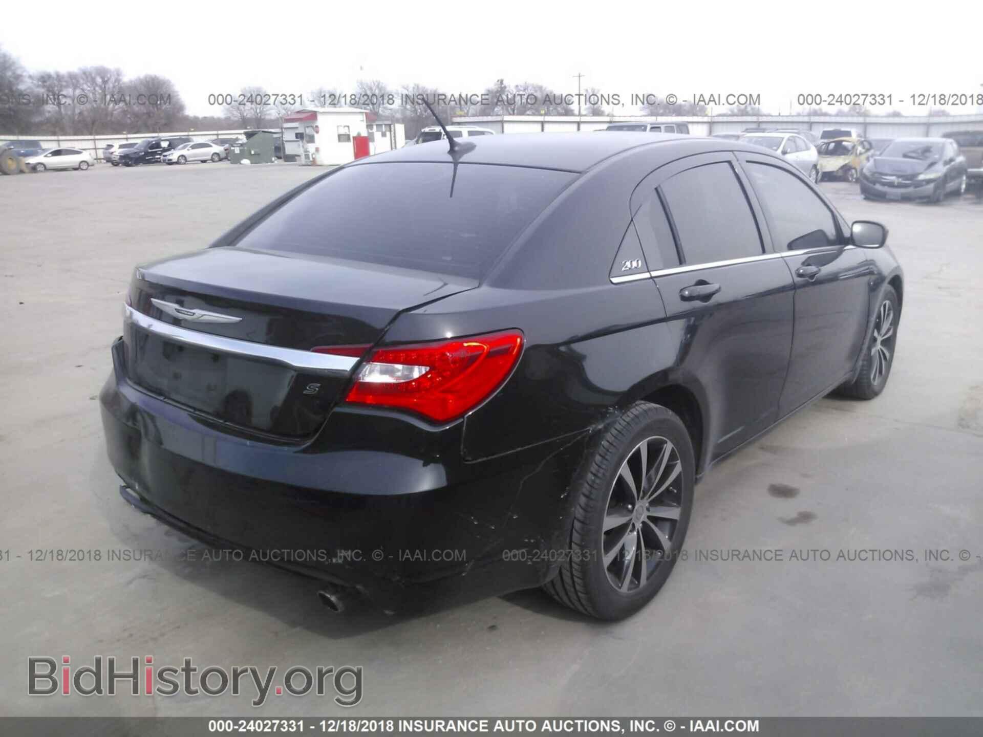 2012 CHRYSLER 200 - VIN: 1C3CCBBG7CN275869 - Фото 4