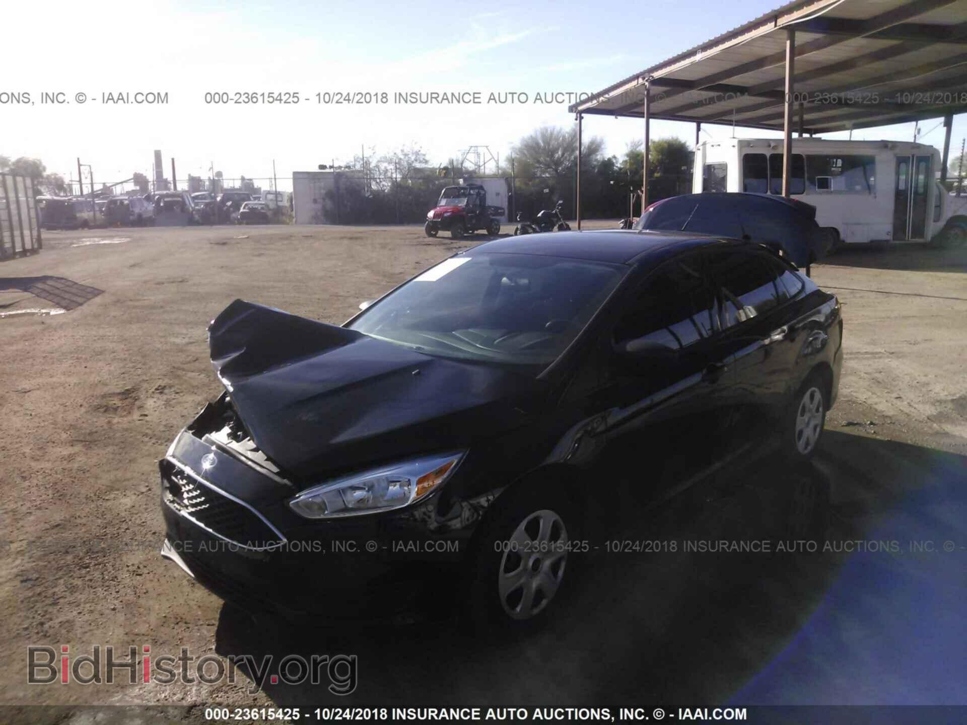 2018 FORD FOCUS - VIN: 1FADP3E22JL260897 - Photo 2