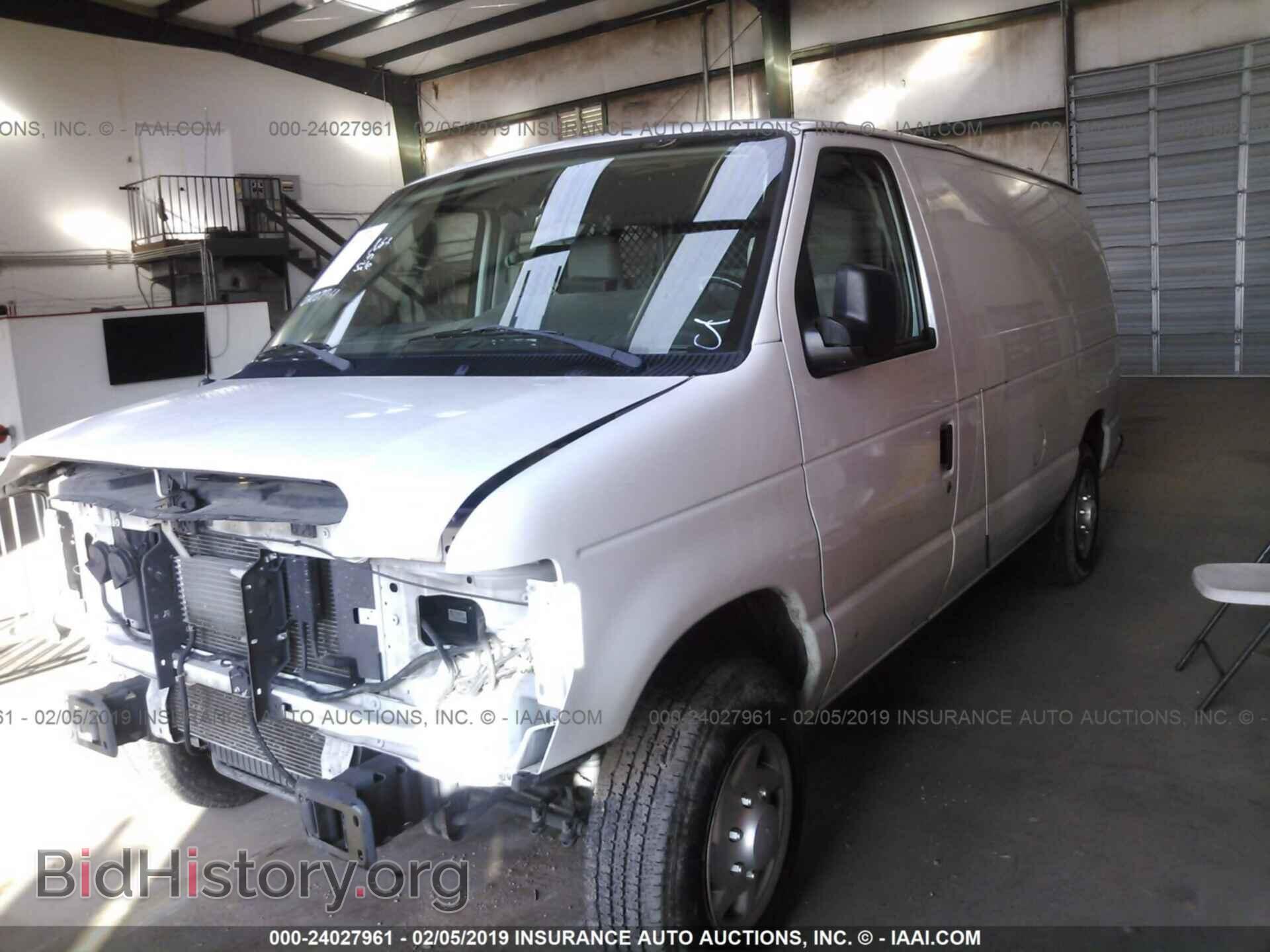 2011 FORD ECONOLINE - VIN: 1FTNE1EW2BDA81864 - Фото 2