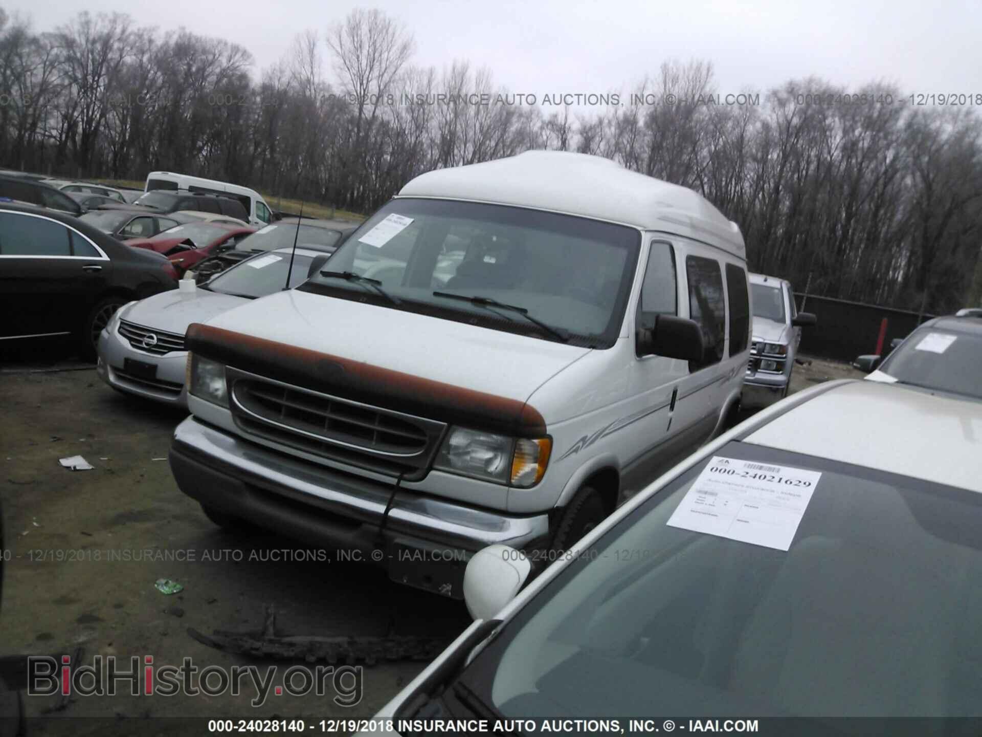 2000 FORD ECONOLINE - VIN: 1FDPE24L0YHB85627 - Photo 2