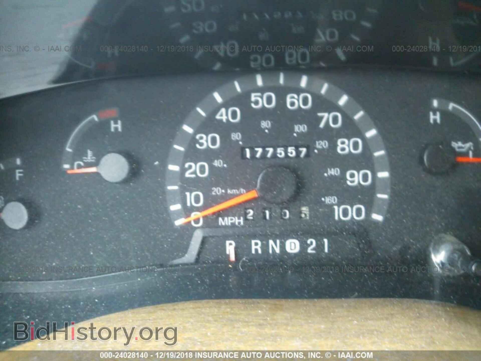 2000 FORD ECONOLINE - VIN: 1FDPE24L0YHB85627 - Photo 7