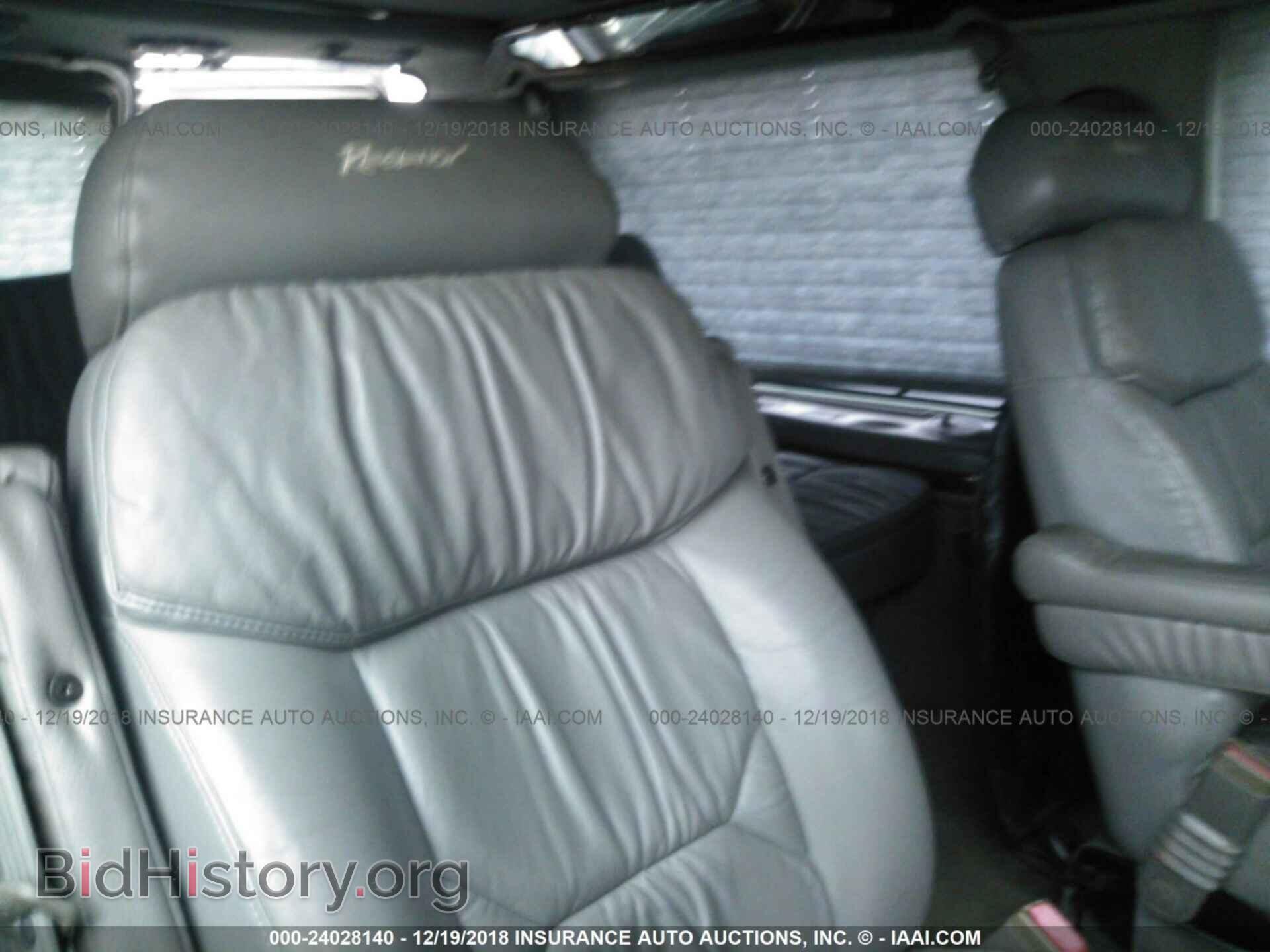 2000 FORD ECONOLINE - VIN: 1FDPE24L0YHB85627 - Photo 8