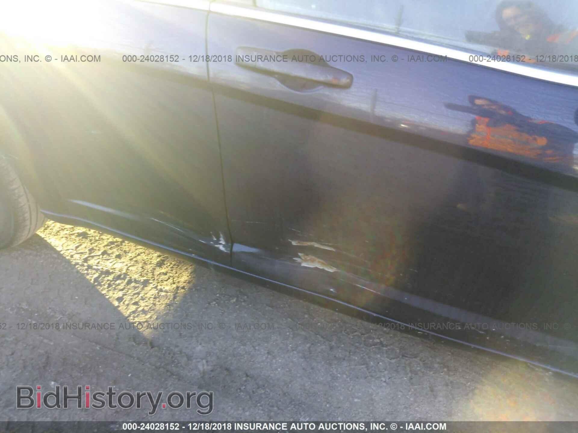 2011 CHRYSLER 200 - VIN: 1C3BC1FB4BN538001 - Фото 6
