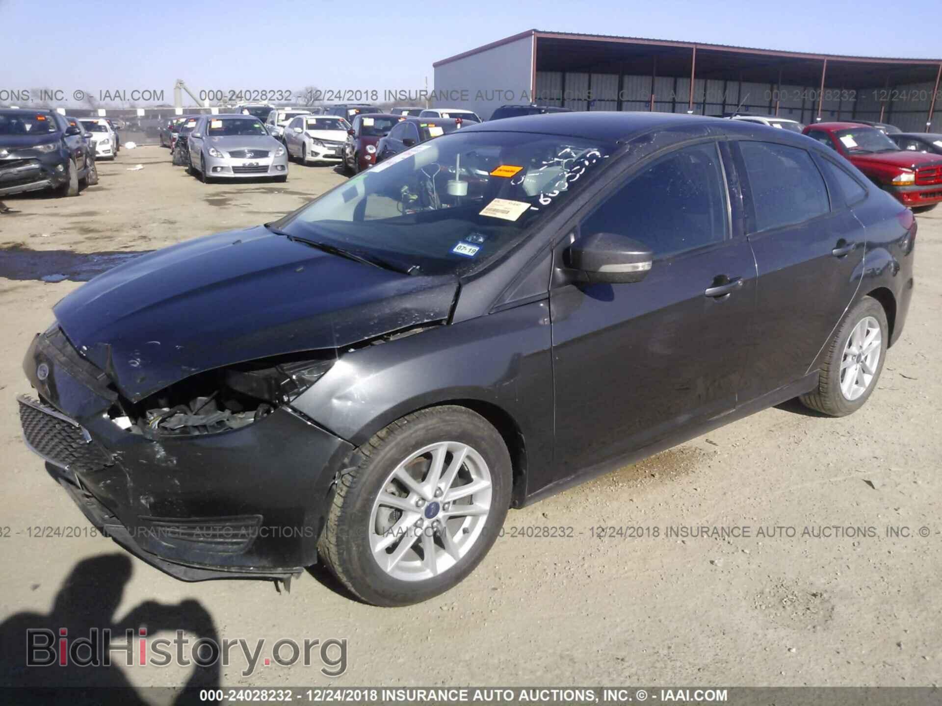 2015 FORD FOCUS - VIN: 1FADP3F22FL300319 - Photo 2