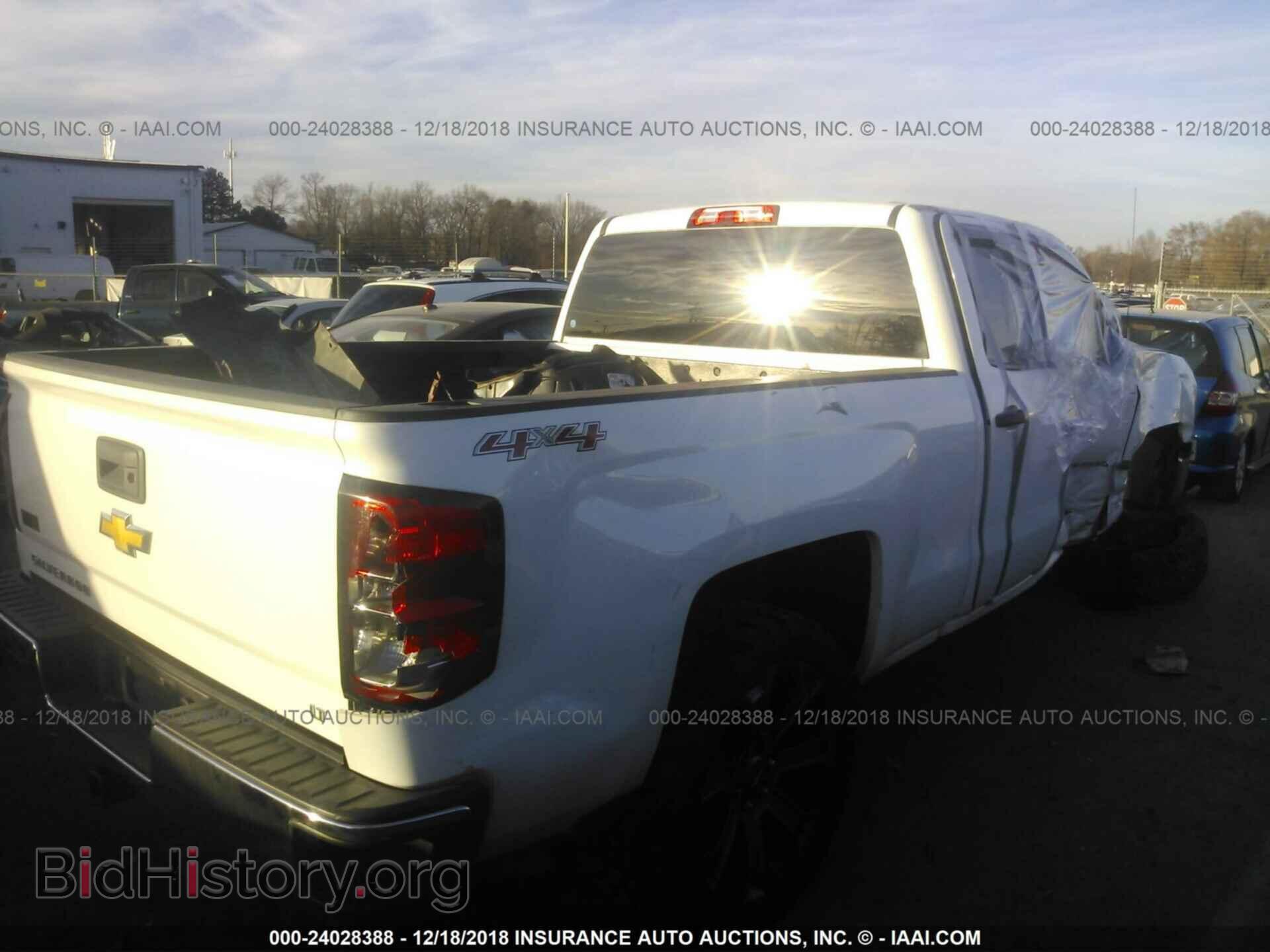 2014 CHEVROLET SILVERADO - VIN: 1GCVKREC7EZ218205 - Фото 4