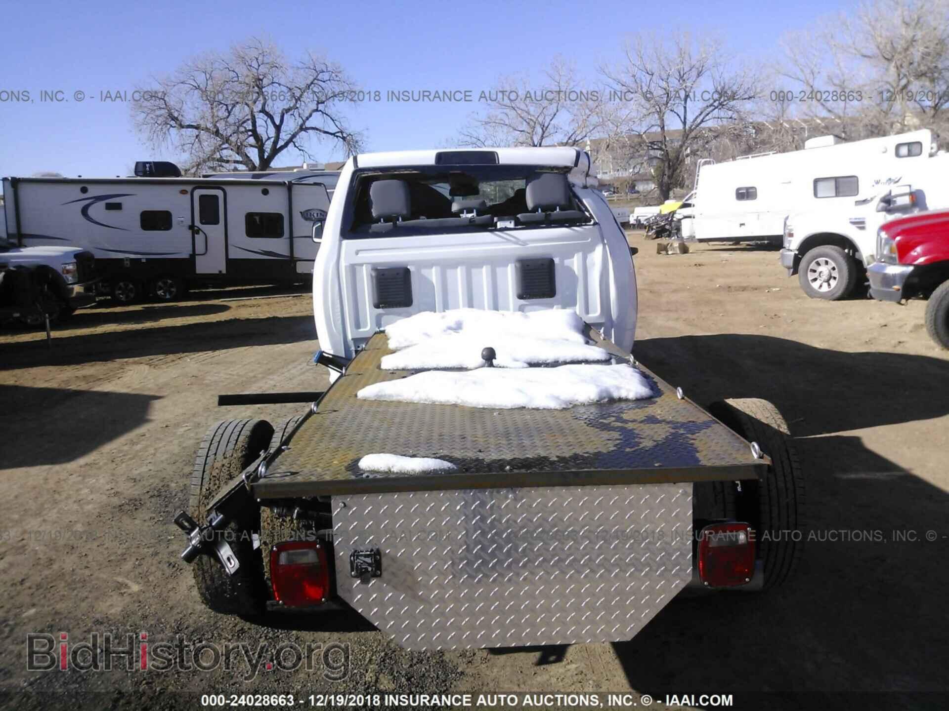2018 RAM 3500 - VIN: 3C7WRTCL7JG335778 - Фото 8