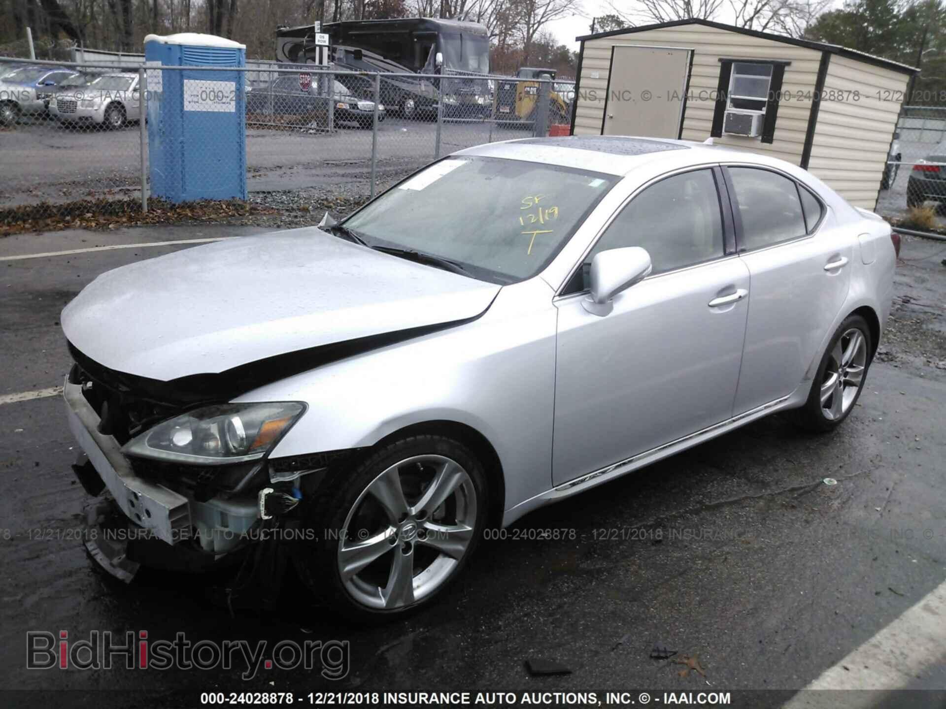 2011 LEXUS IS - VIN: JTHBF5C28B5144448 - Фото 2