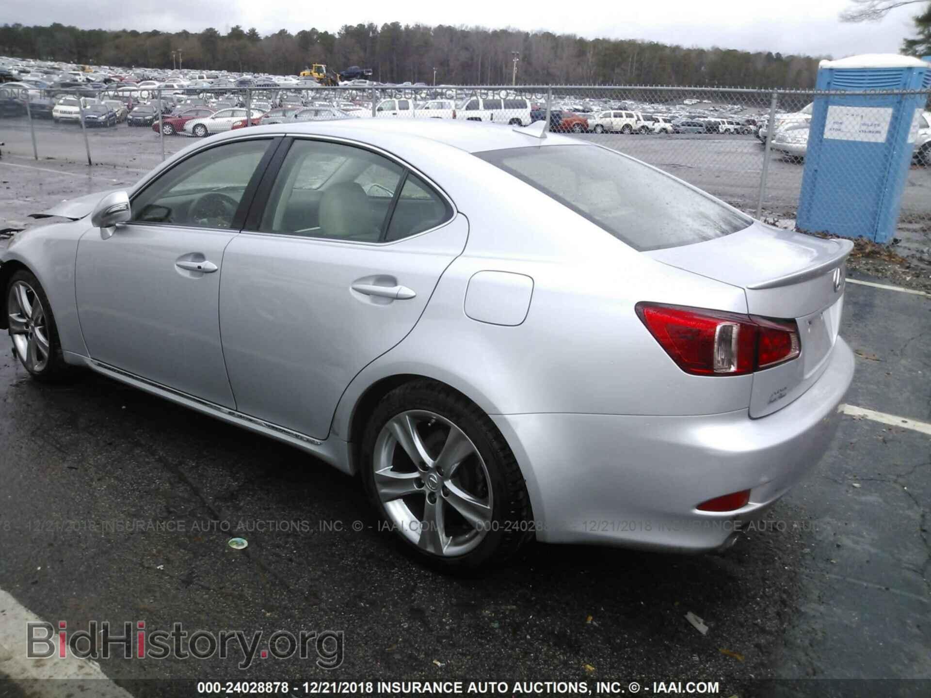 2011 LEXUS IS - VIN: JTHBF5C28B5144448 - Фото 3