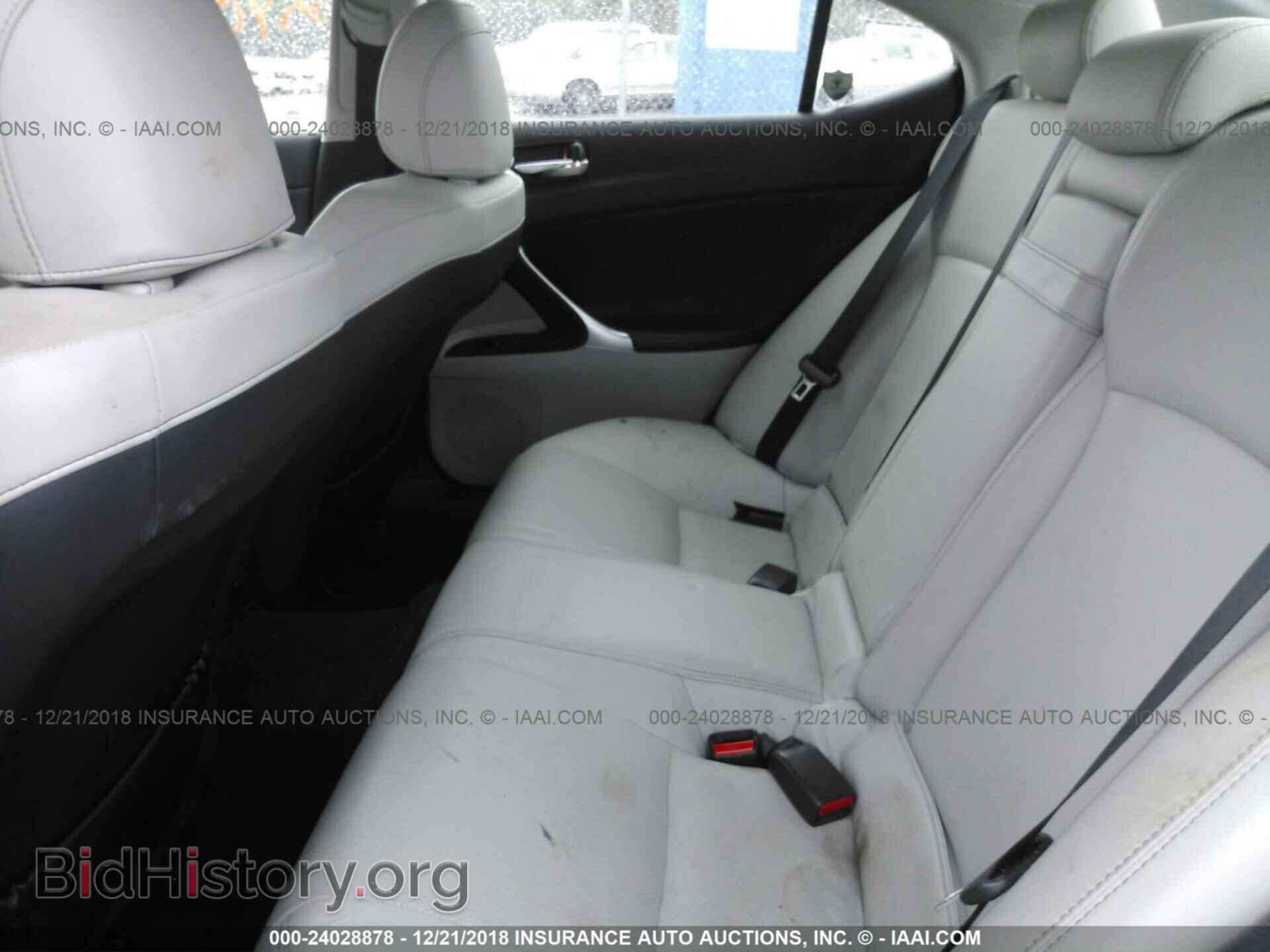 2011 LEXUS IS - VIN: JTHBF5C28B5144448 - Фото 8