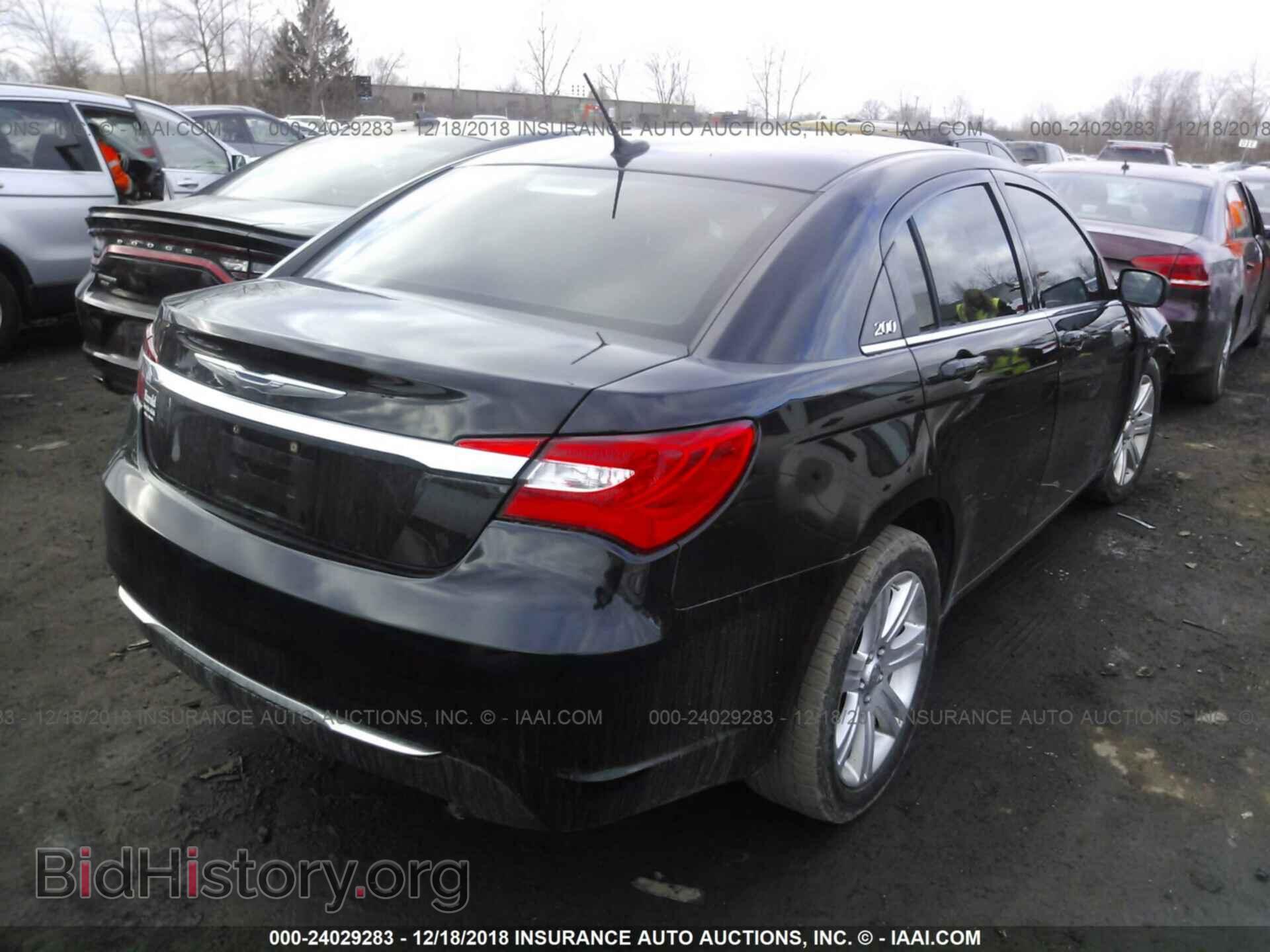 2012 CHRYSLER 200 - VIN: 1C3CCBBB6CN107578 - Фото 4