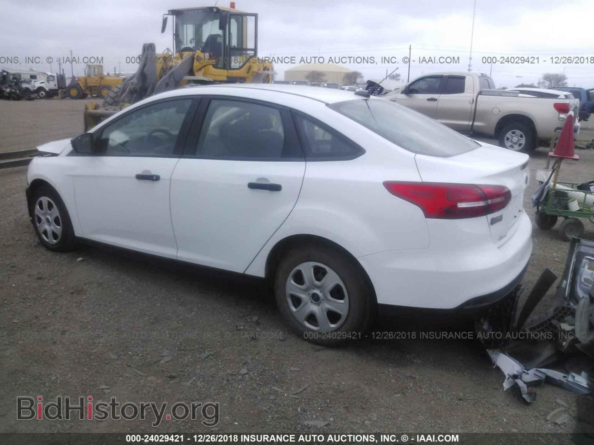 2017 FORD FOCUS - VIN: 1FADP3E26HL290091 - Photo 3