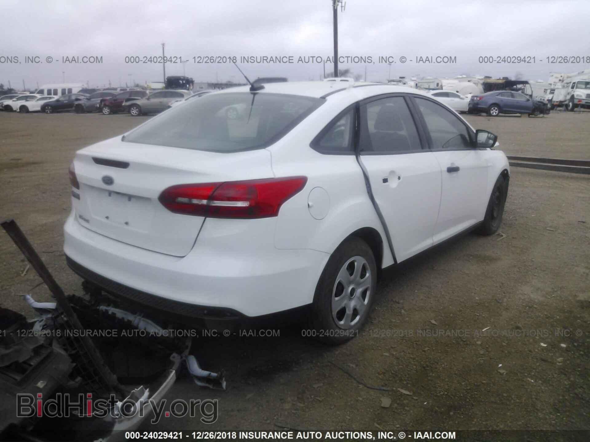 2017 FORD FOCUS - VIN: 1FADP3E26HL290091 - Photo 4