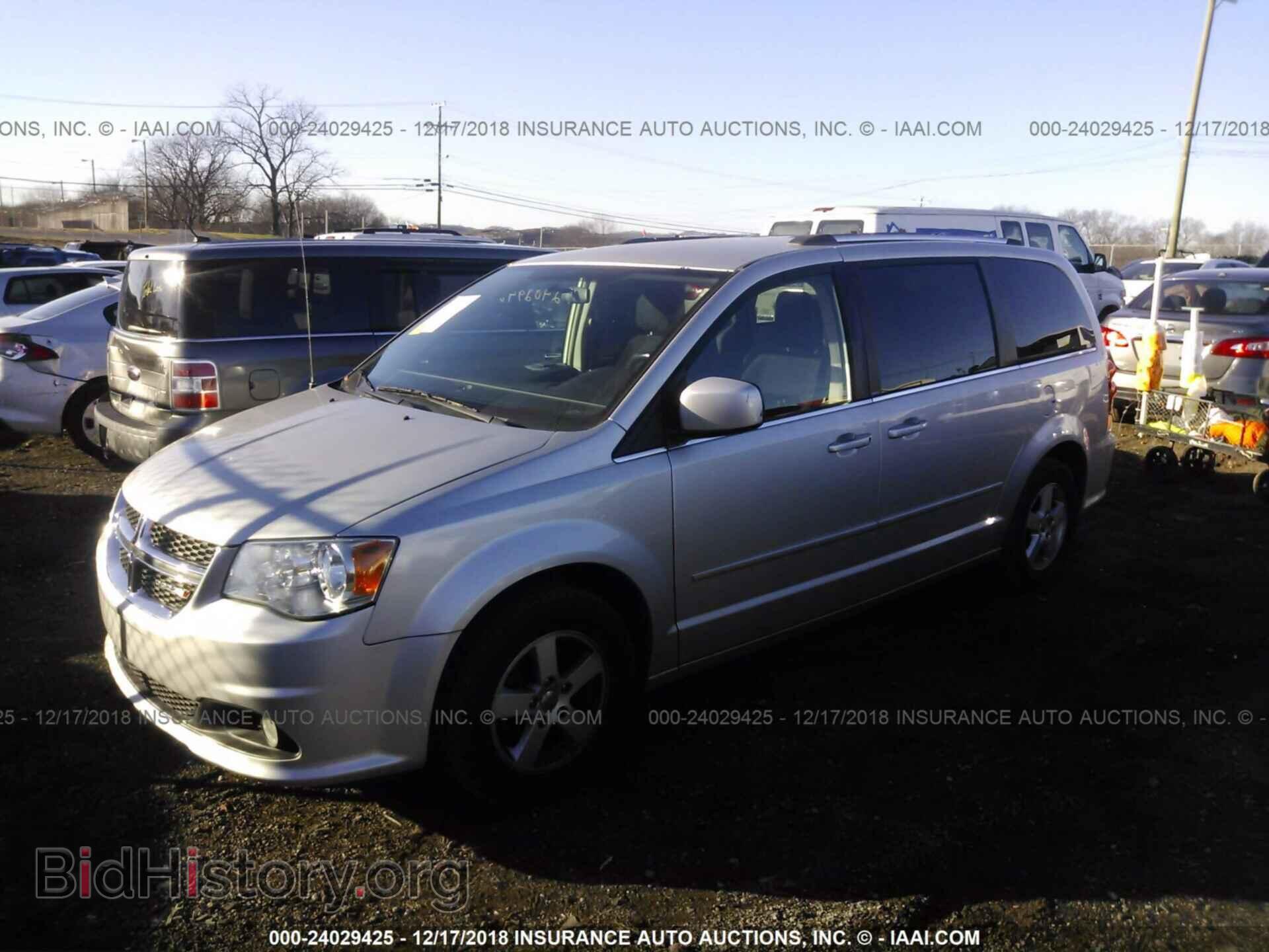 2011 Dodge Grand caravan - VIN: 2D4RN5DG2BR657164 - Фото 2