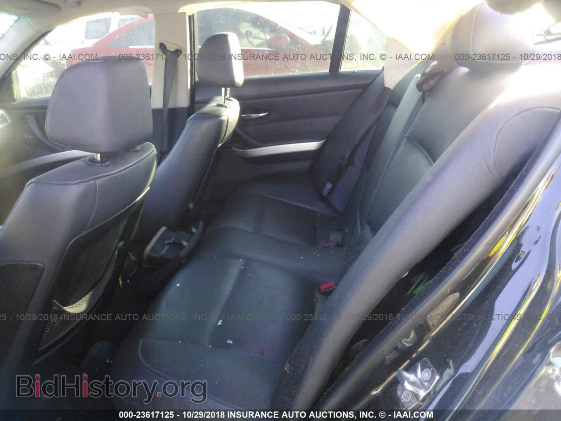 2006 BMW 330 - VIN: WBAVB33576PS19012 - Photo 8