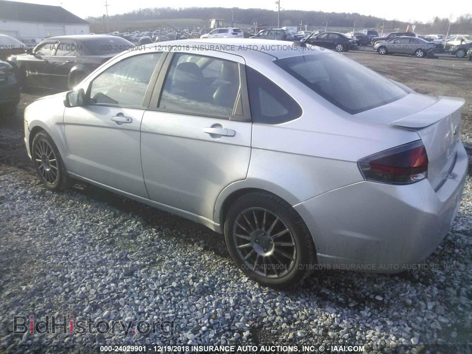 2011 FORD FOCUS - VIN: 1FAHP3GN1BW151663 - Photo 3