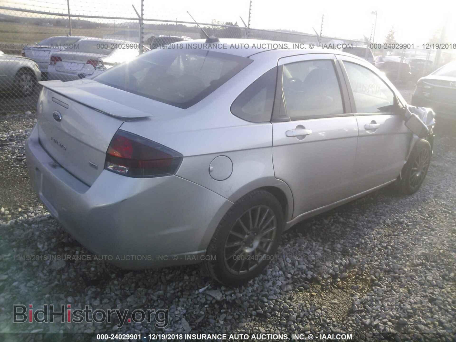 2011 FORD FOCUS - VIN: 1FAHP3GN1BW151663 - Photo 4