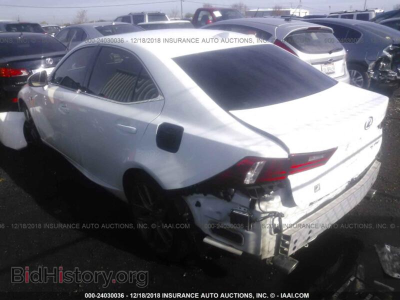 2014 Lexus IS (VIN JTHBE1D23E5006055) — фото 3 из 10