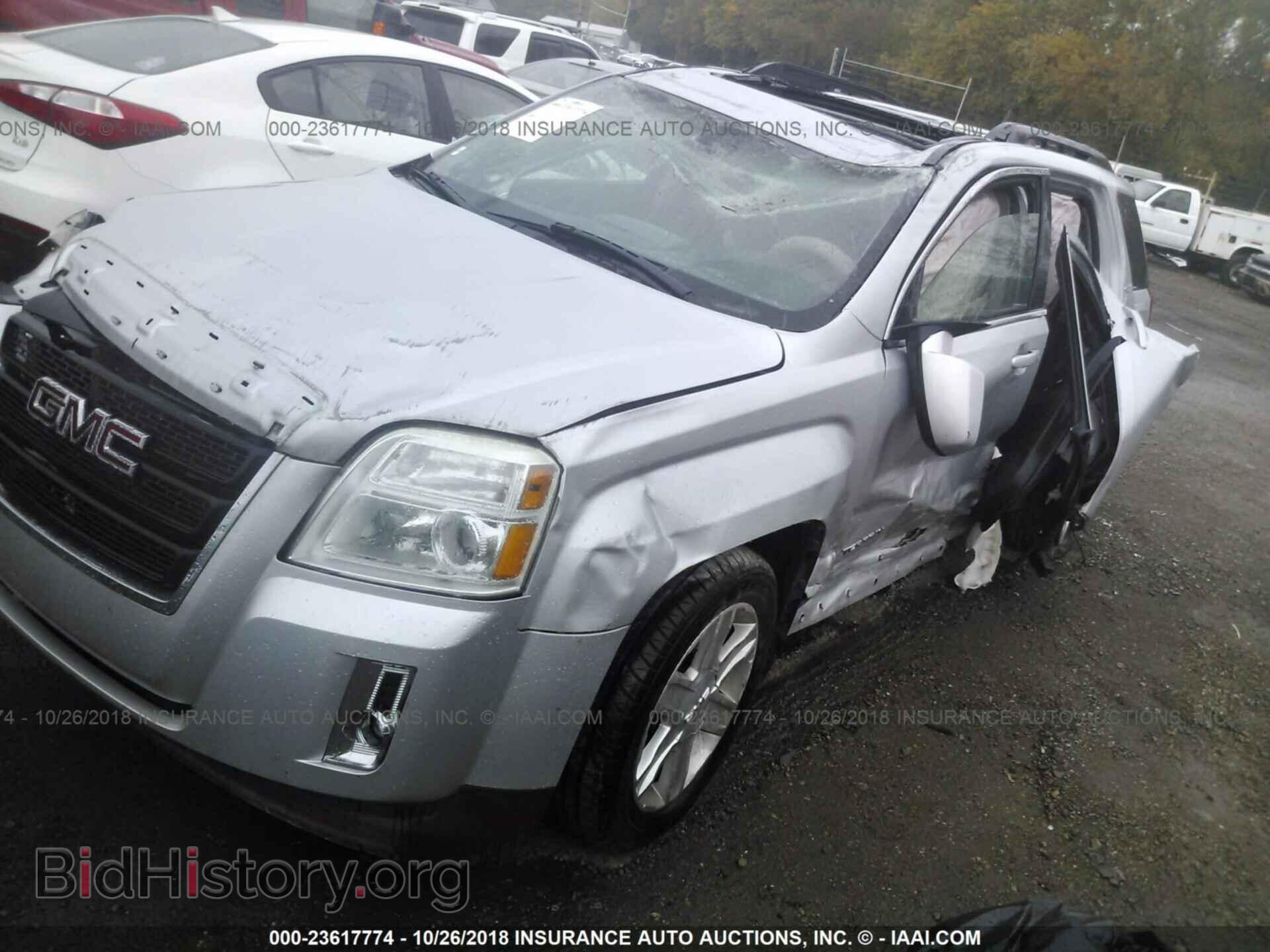 2011 GMC TERRAIN - VIN: 2CTALUEC0B6429613 - Photo 2