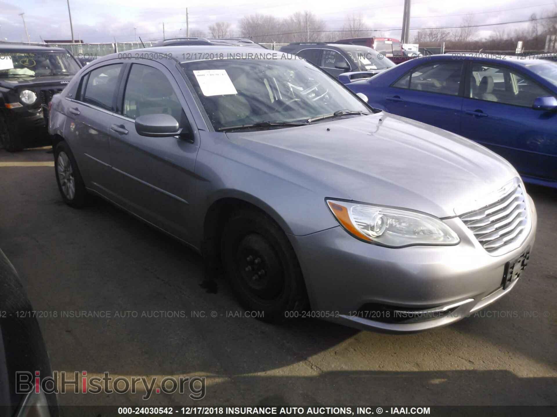 Фотография 1C3CCBAB8DN568669 - CHRYSLER 200 2013