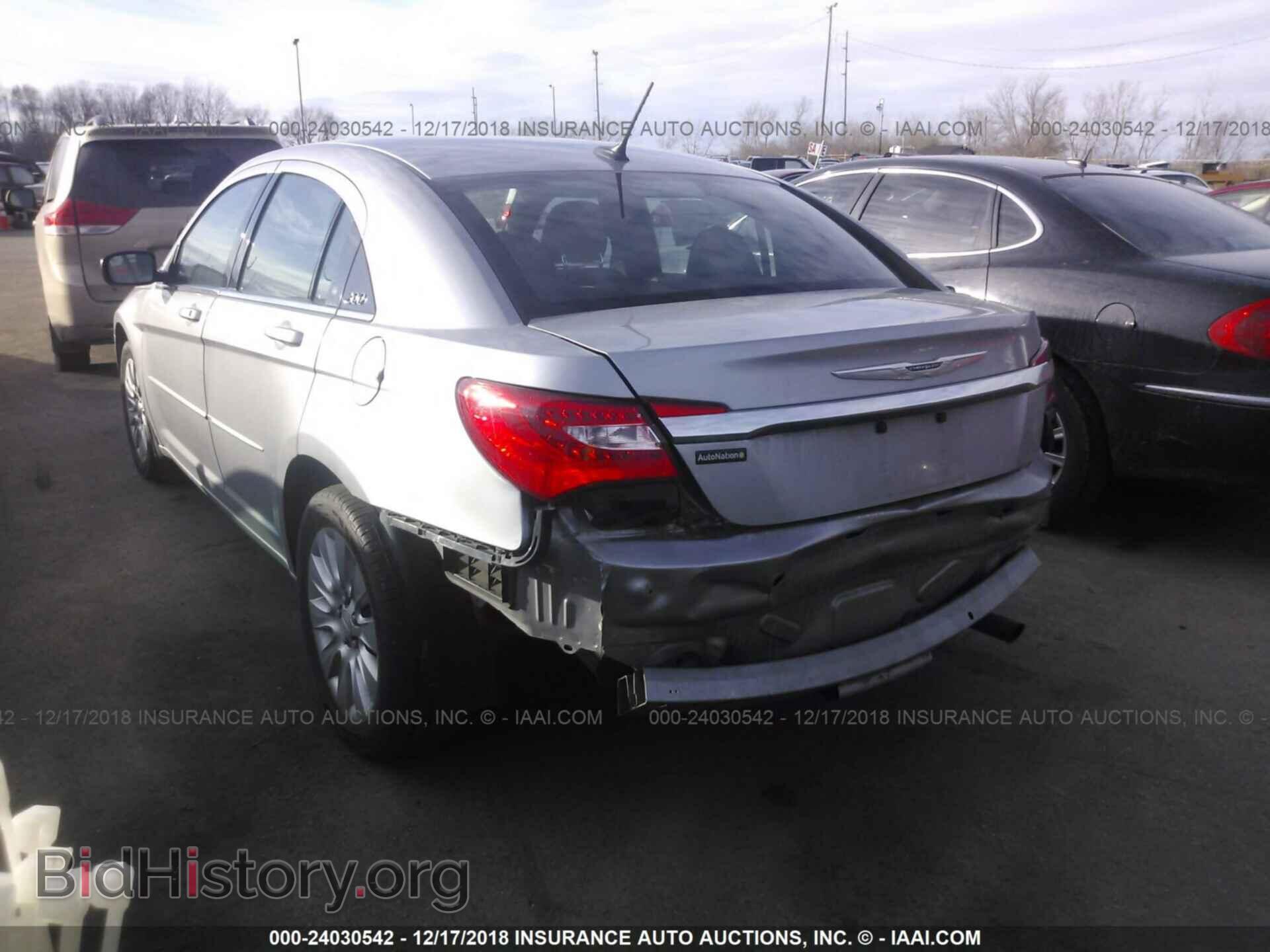 2013 CHRYSLER 200 - VIN: 1C3CCBAB8DN568669 - Фото 3