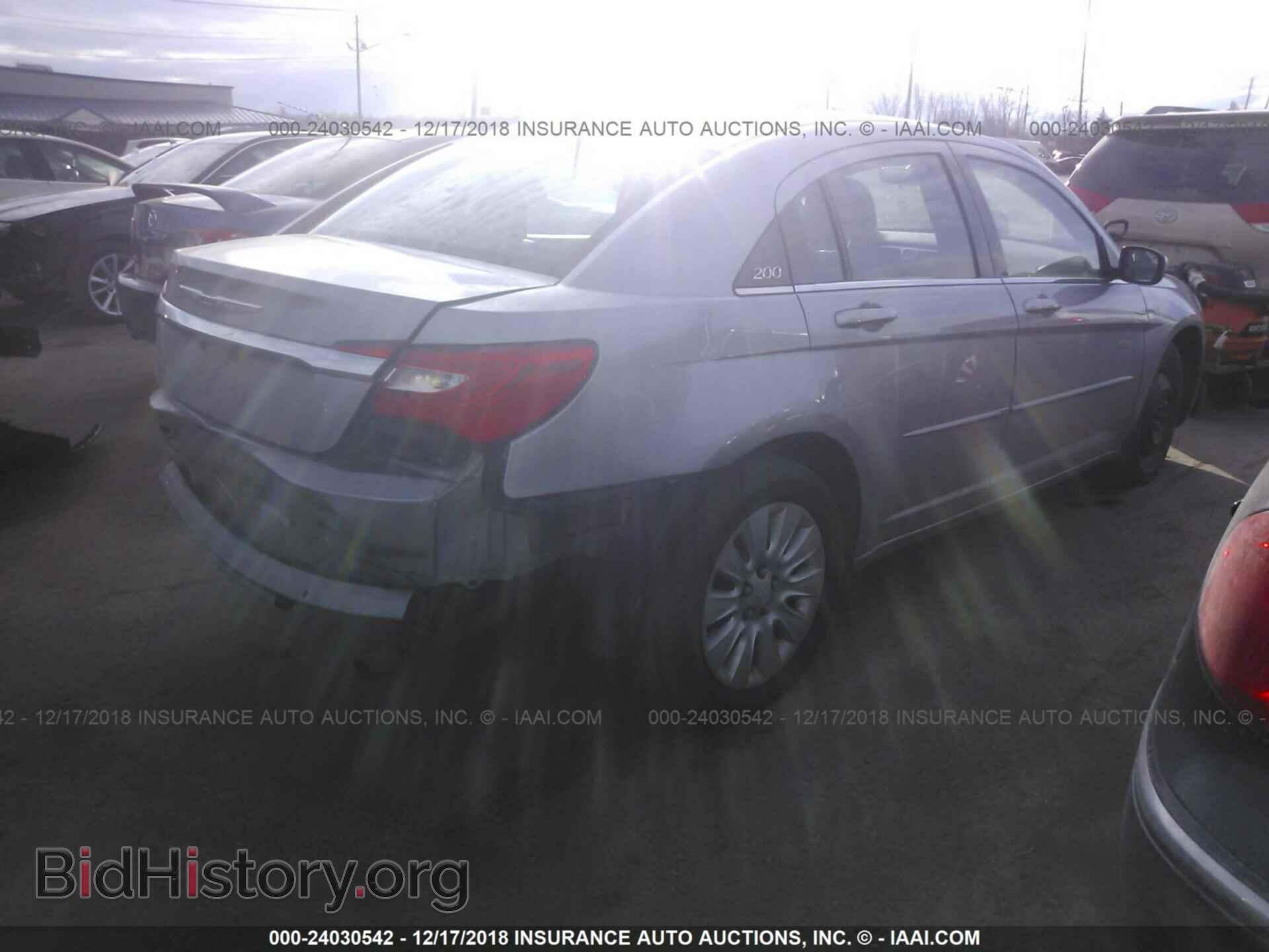 2013 CHRYSLER 200 - VIN: 1C3CCBAB8DN568669 - Фото 4