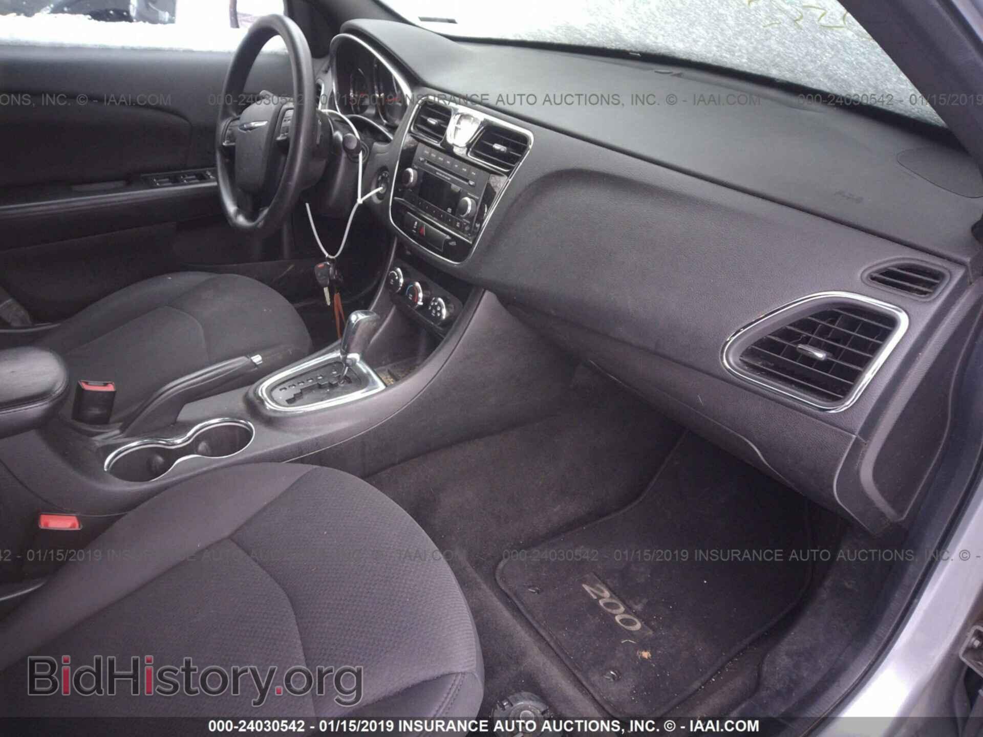 2013 CHRYSLER 200 - VIN: 1C3CCBAB8DN568669 - Фото 5