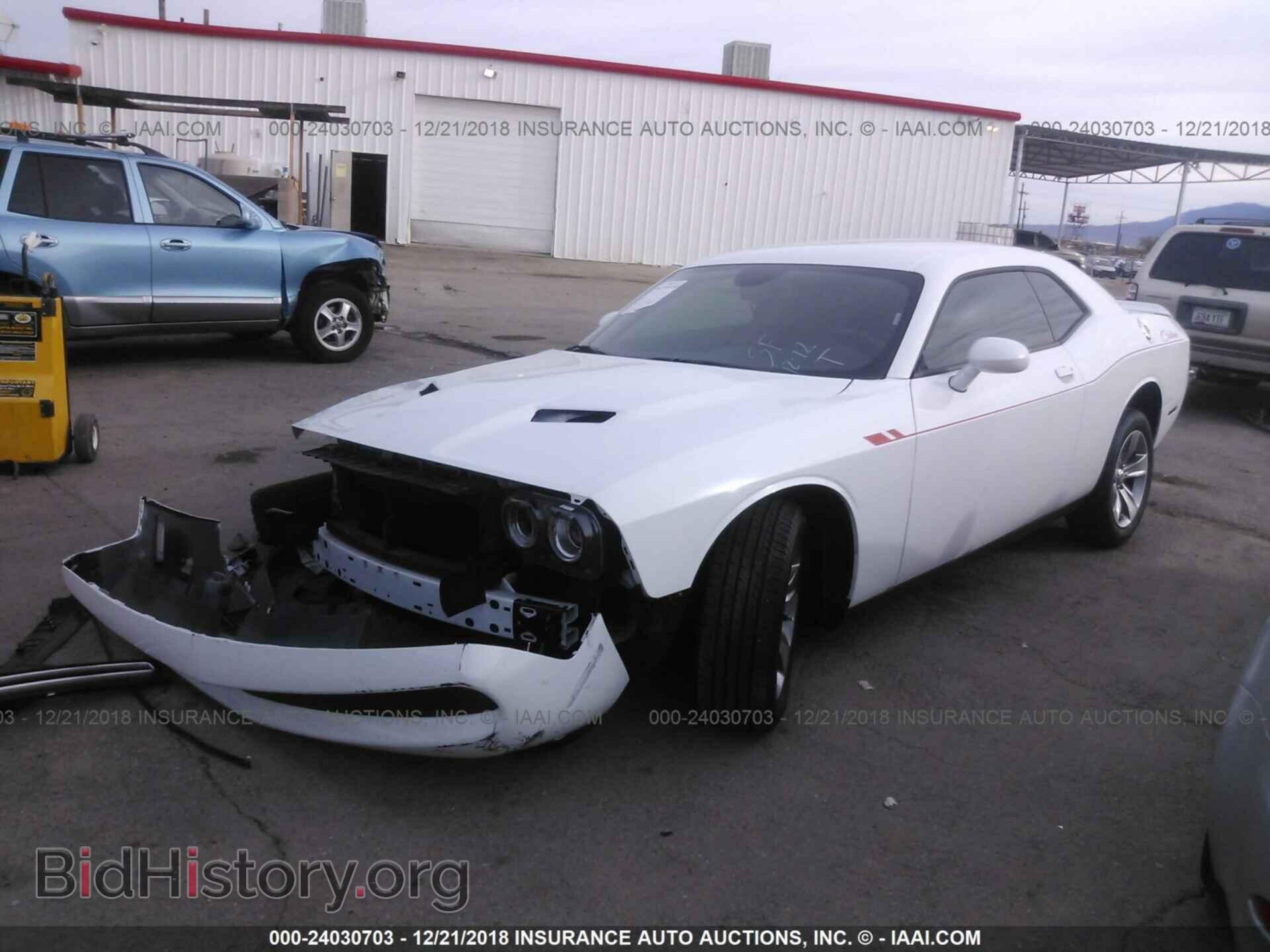 2018 DODGE CHALLENGER - VIN: 2C3CDZAG6JH144882 - Фото 2