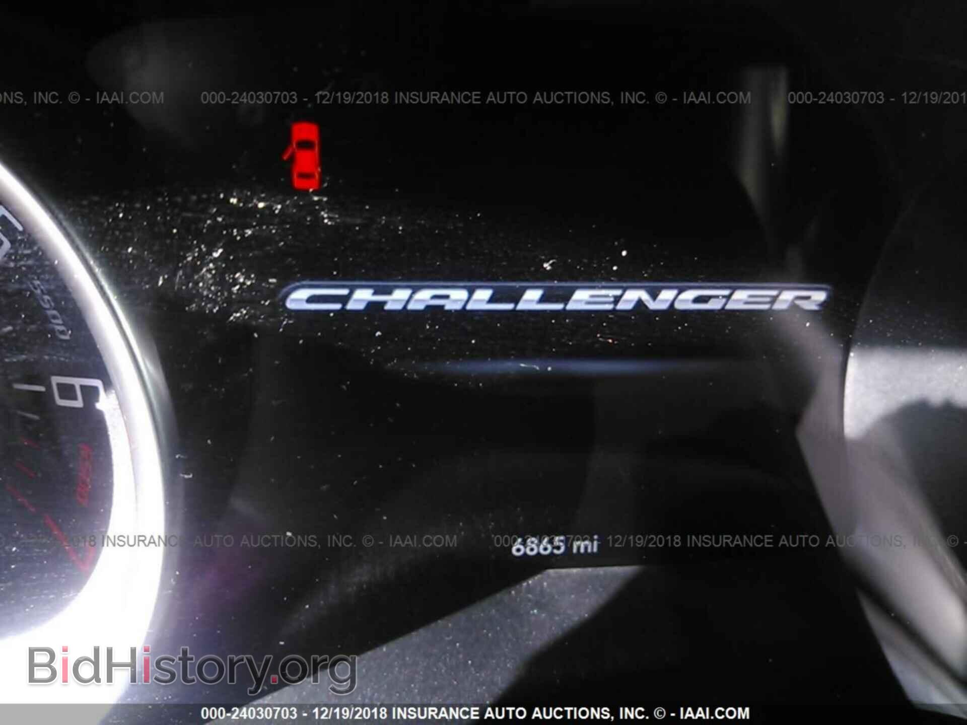 2018 DODGE CHALLENGER - VIN: 2C3CDZAG6JH144882 - Фото 7