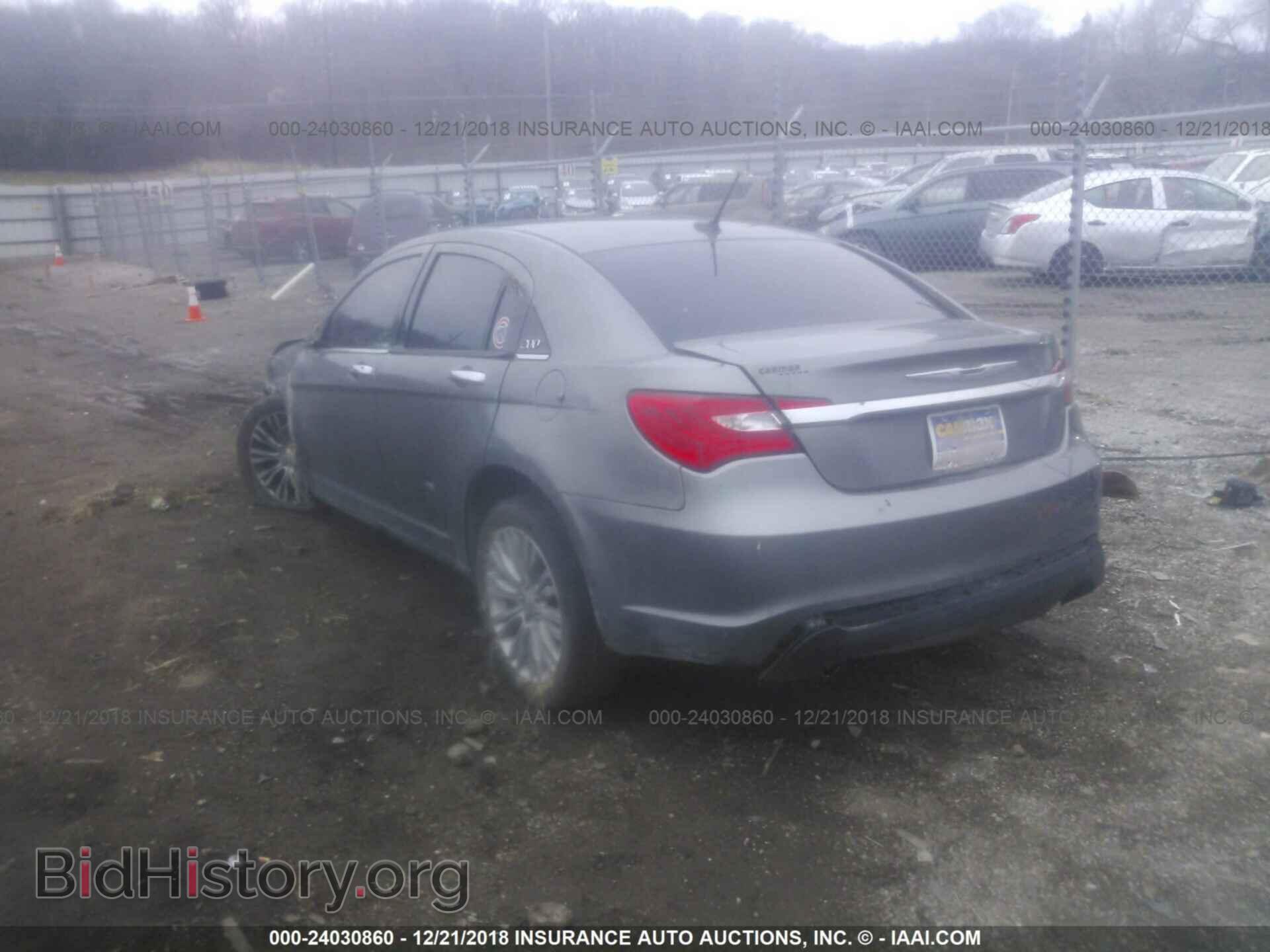 2013 CHRYSLER 200 - VIN: 1C3CCBCG0DN578914 - Фото 3