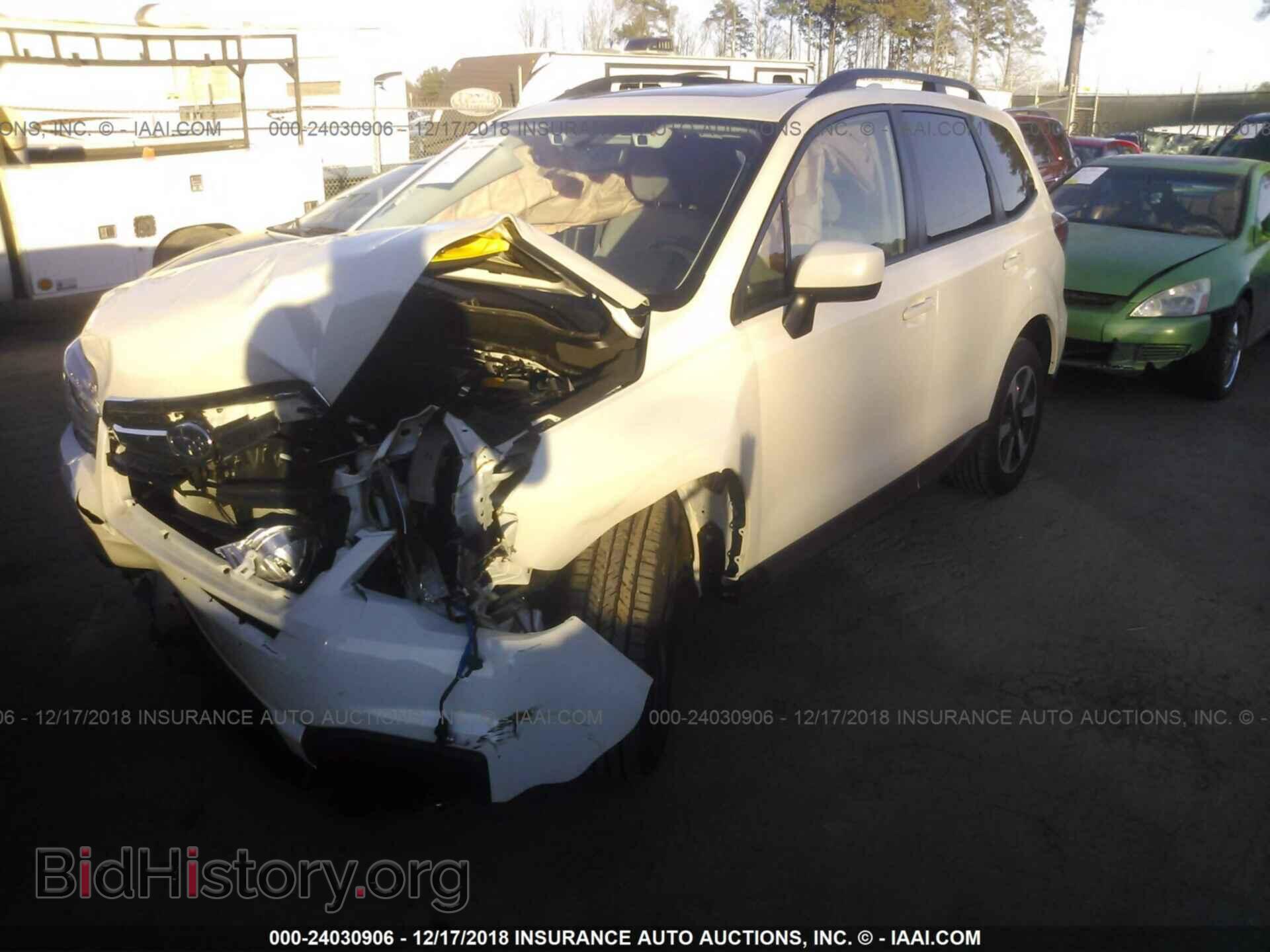 2018 SUBARU FORESTER - VIN: JF2SJAGC8JH602645 - Фото 2