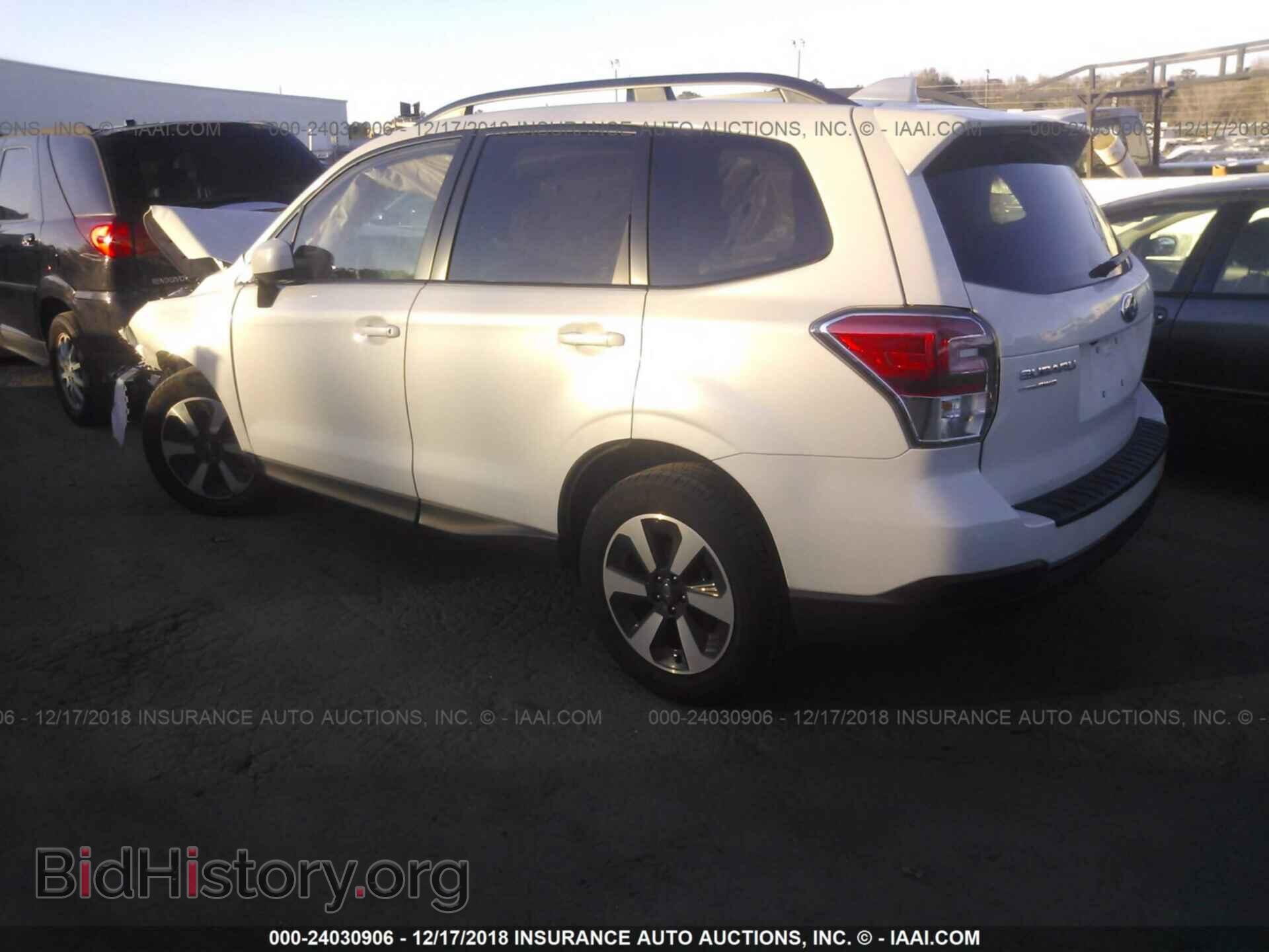 2018 SUBARU FORESTER - VIN: JF2SJAGC8JH602645 - Фото 3
