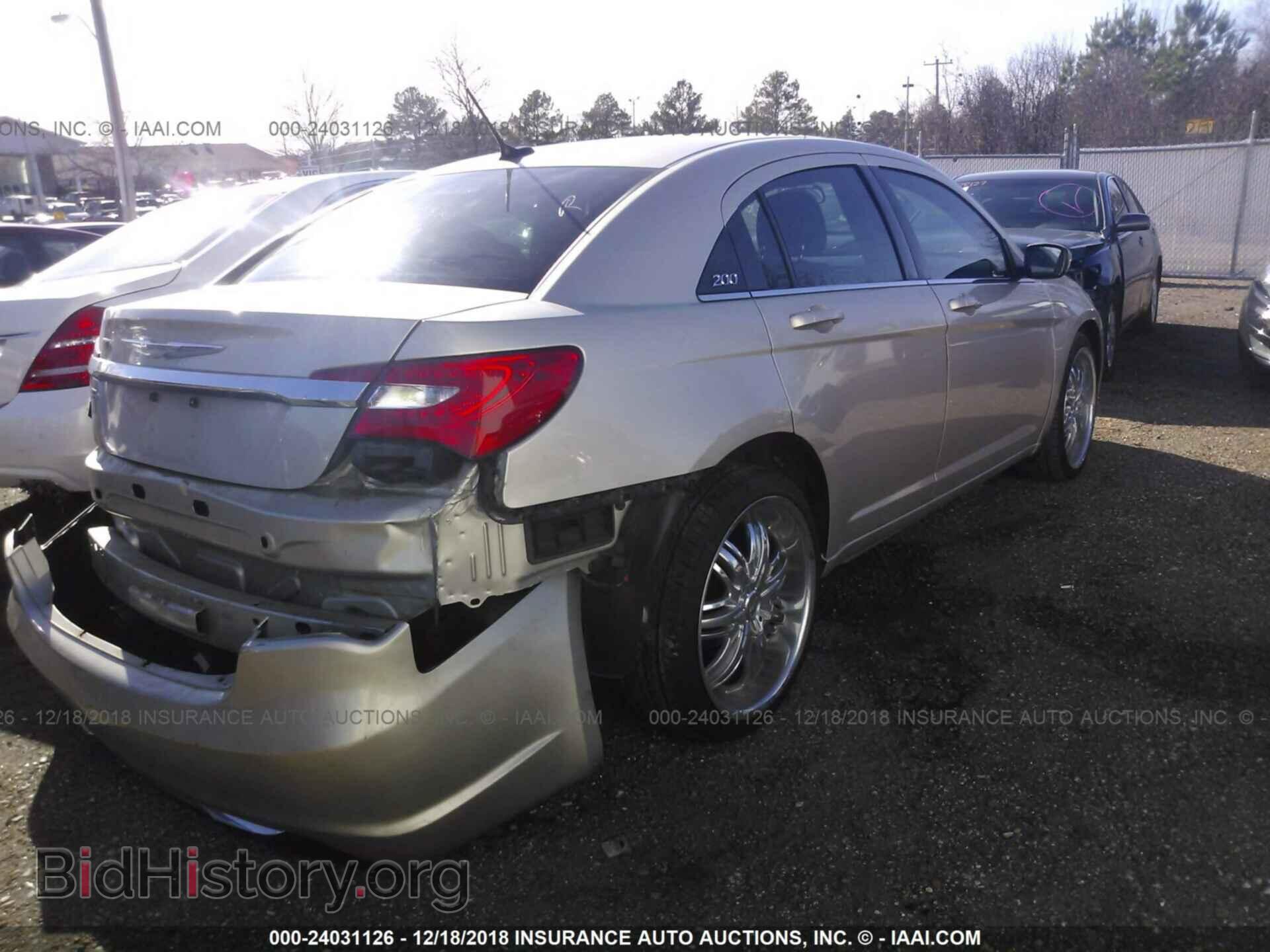 2013 CHRYSLER 200 - VIN: 1C3CCBBGXDN635329 - Фото 4