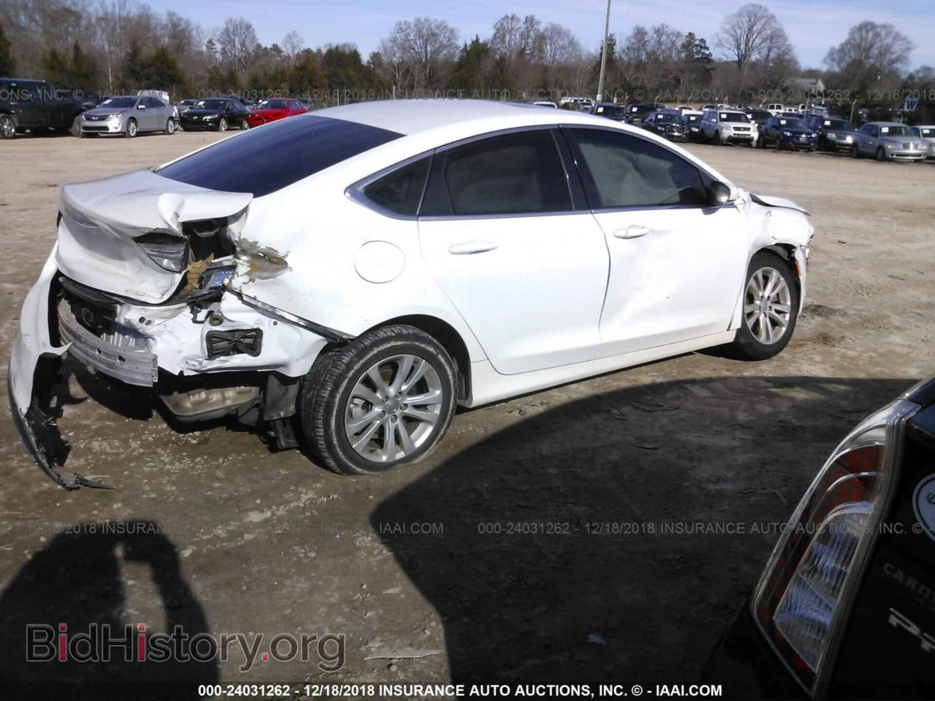 2015 CHRYSLER 200 - VIN: 1C3CCCAB5FN669399 - Photo 4