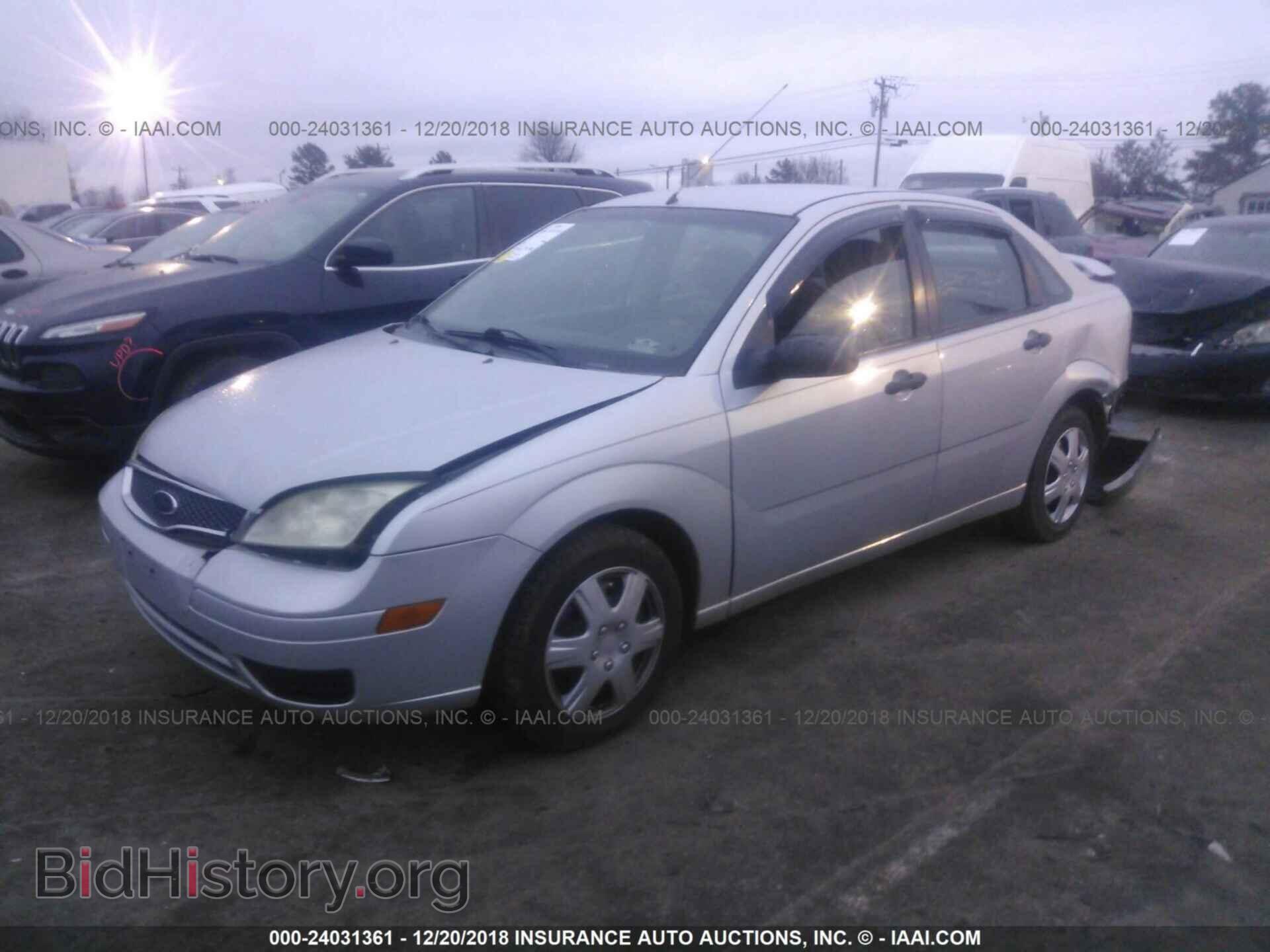 2006 FORD FOCUS - VIN: 1FAFP34N46W233579 - Фото 2