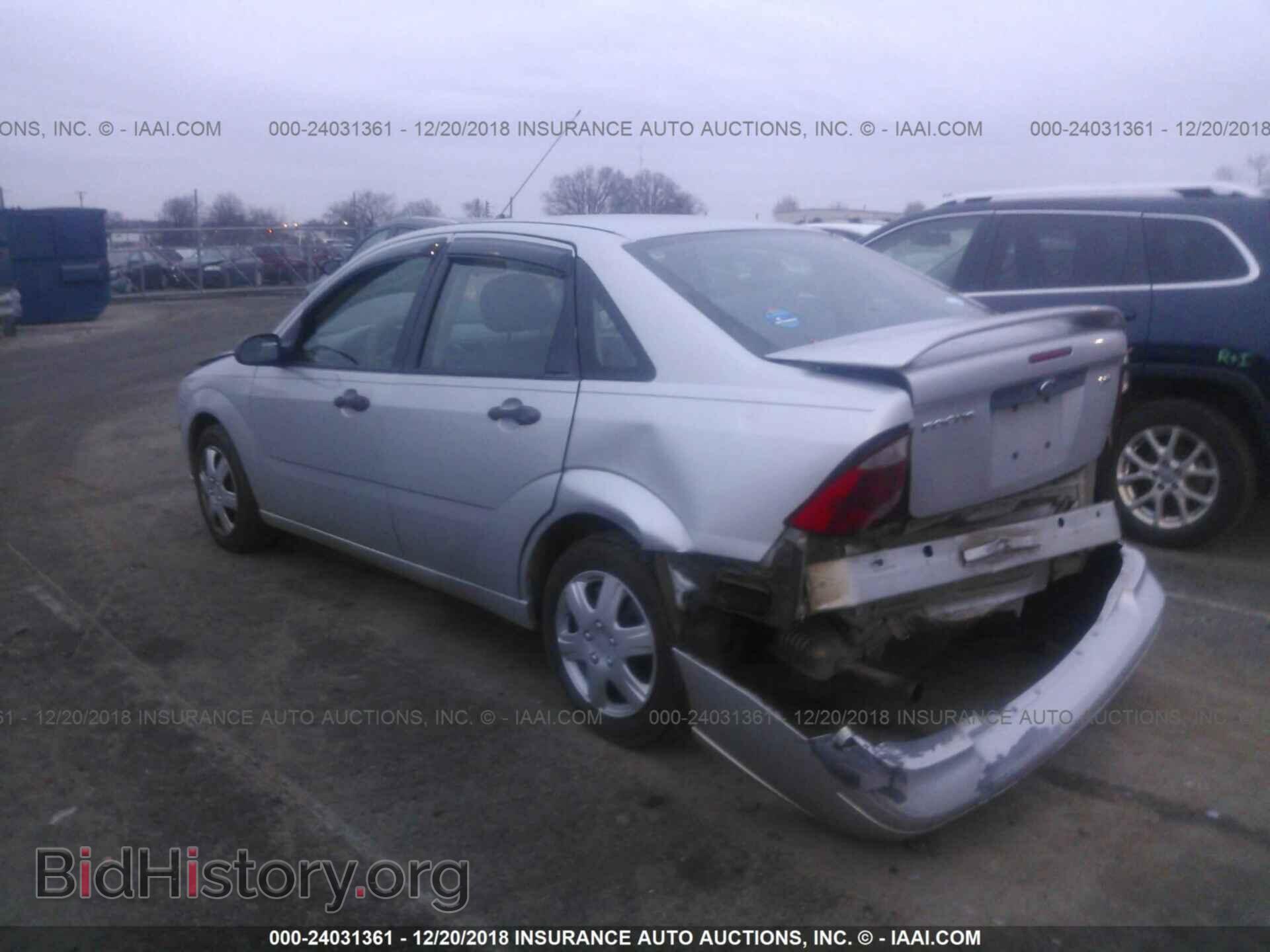 2006 FORD FOCUS - VIN: 1FAFP34N46W233579 - Фото 3