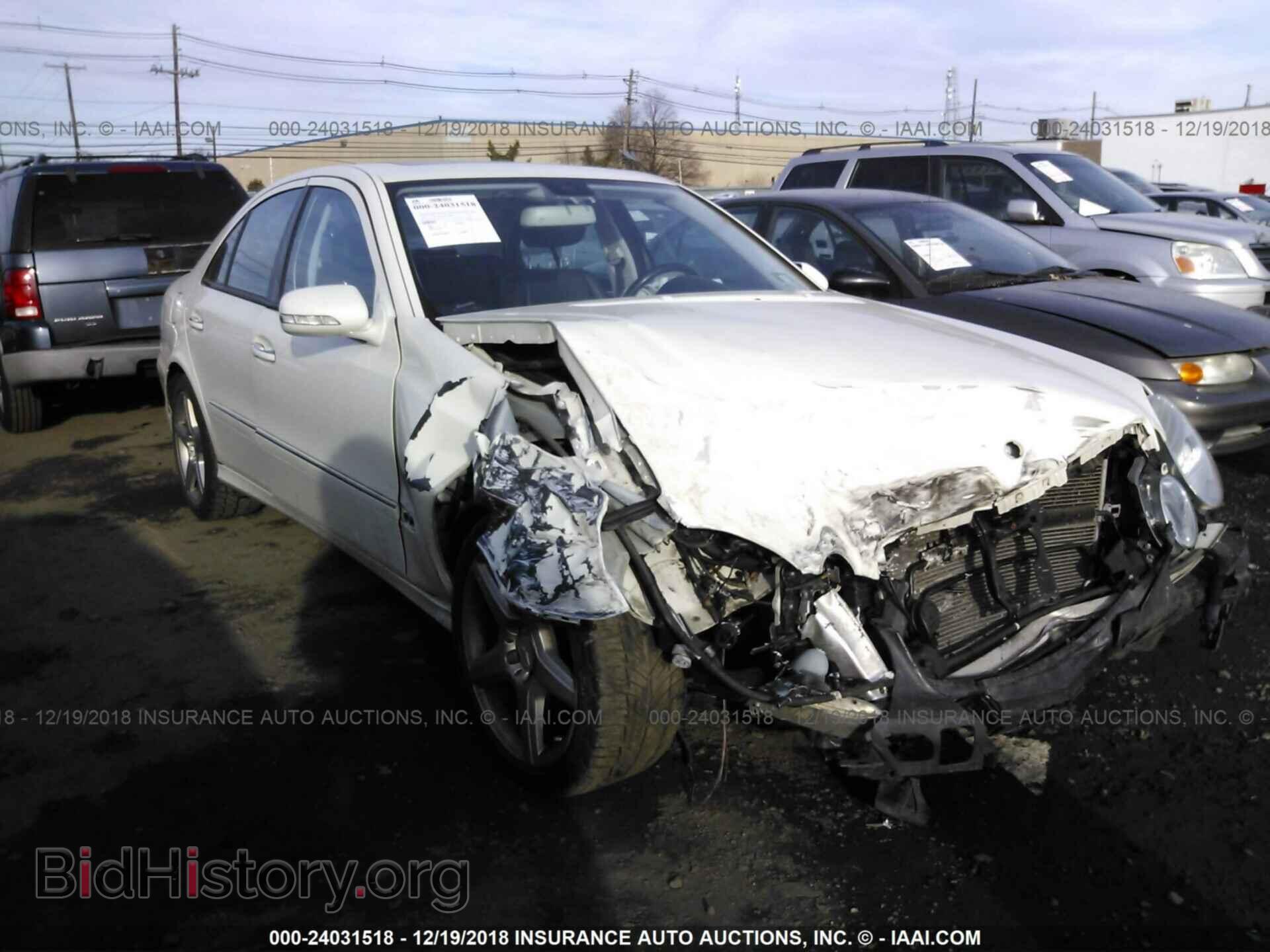 Photo WDBUF87X89B393747 - MERCEDES-BENZ E 2009