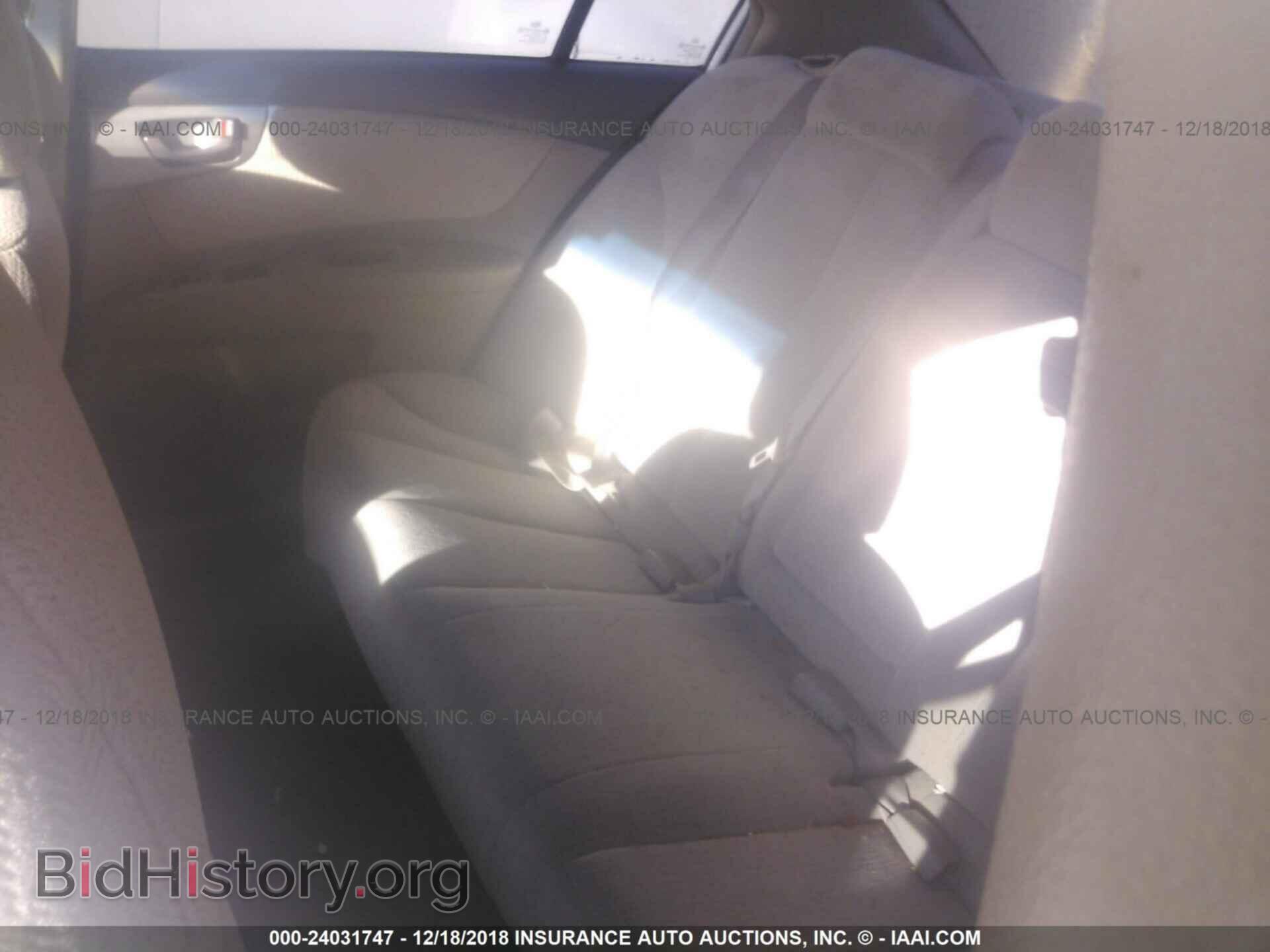 2008 KIA OPTIMA - VIN: KNAGE123685228755 - Фото 8