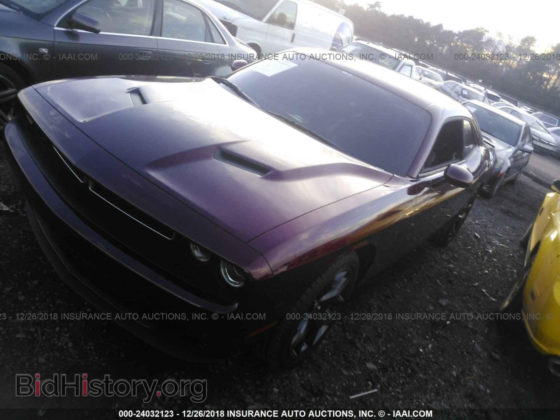 2018 DODGE CHALLENGER - VIN: 2C3CDZAG7JH161366 - Photo 2