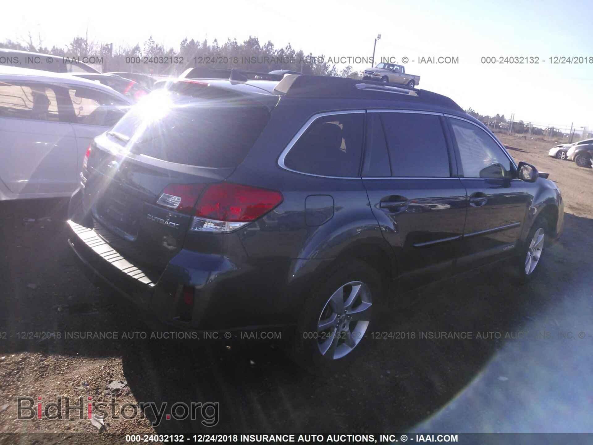 2014 SUBARU OUTBACK - VIN: 4S4BRCLC0E3327327 - Фото 4