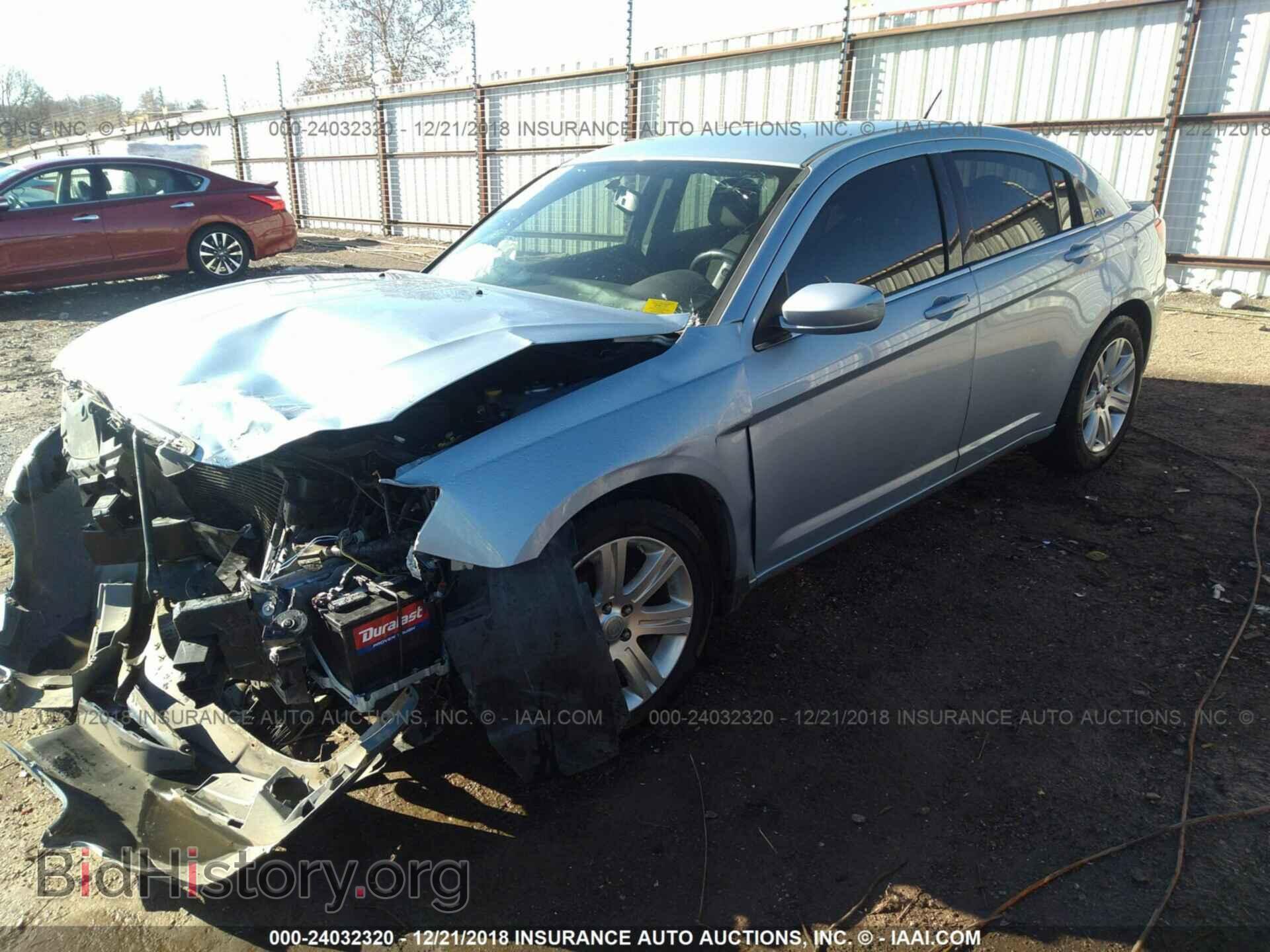 2012 CHRYSLER 200 - VIN: 1C3CCBBG0CN189514 - Фото 2