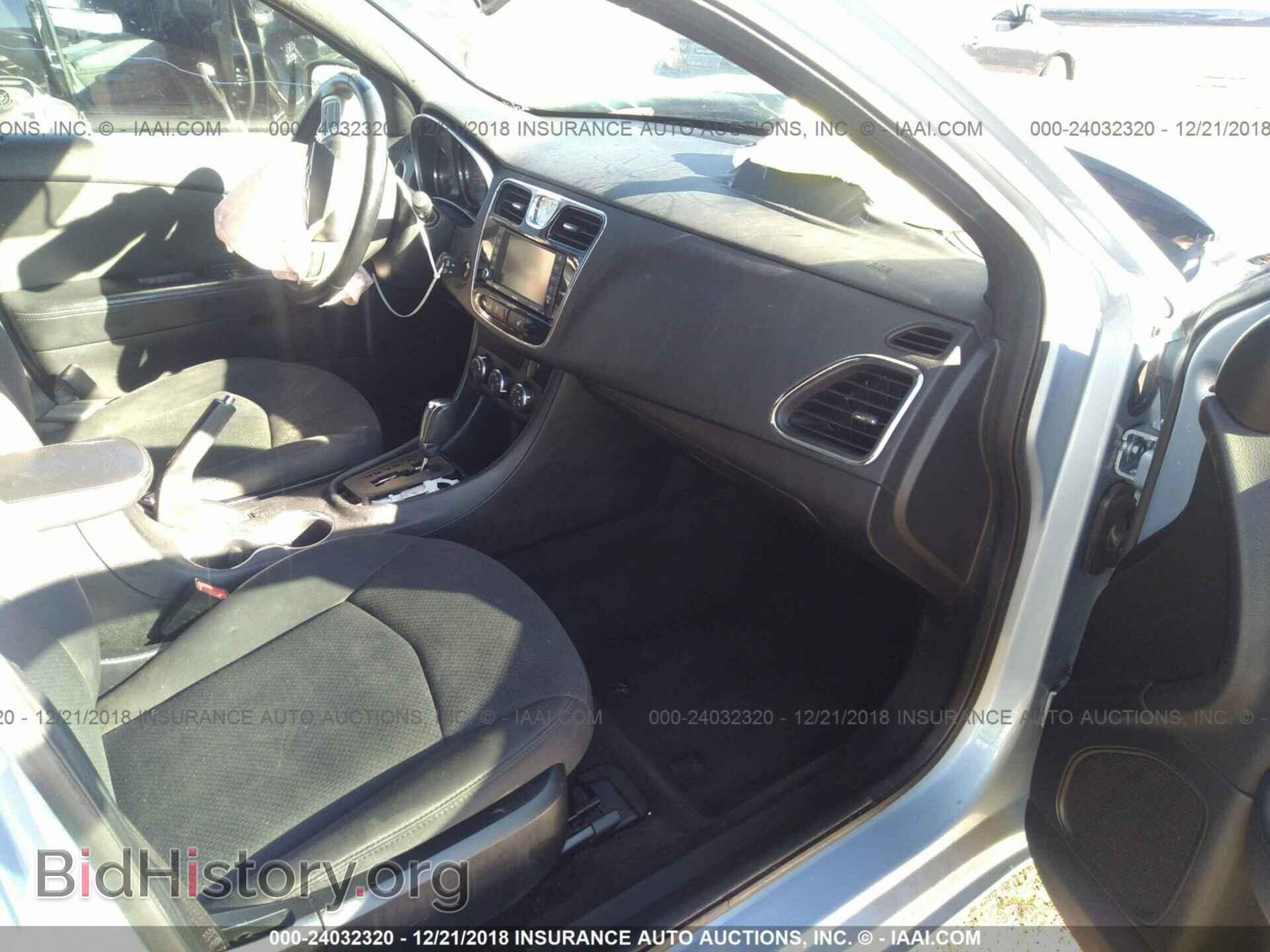 2012 CHRYSLER 200 - VIN: 1C3CCBBG0CN189514 - Фото 5