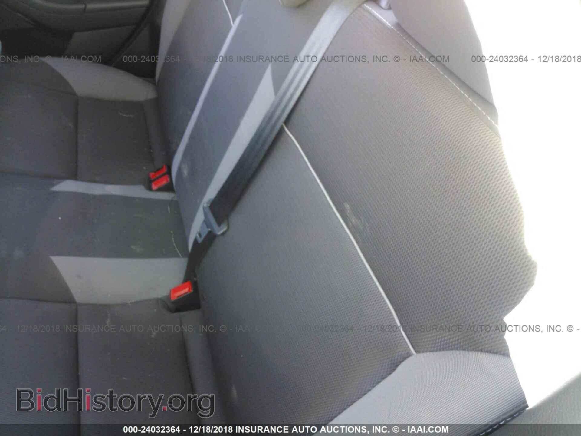 2012 FORD FOCUS - VIN: 1FAHP3F21CL445560 - Фото 8