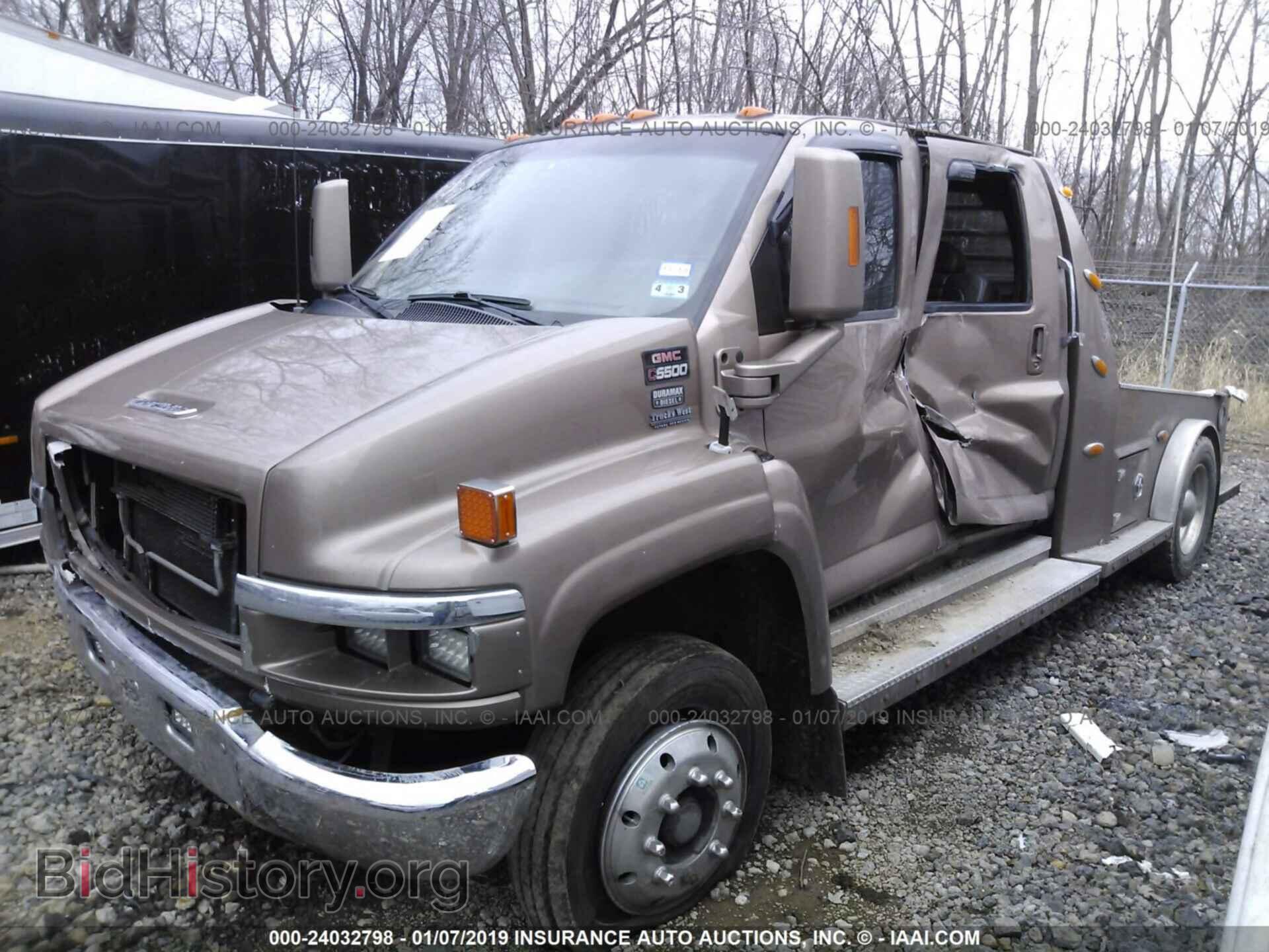 2007 GMC C5500 - VIN: 1GDE5E1267F407568 - Фото 2