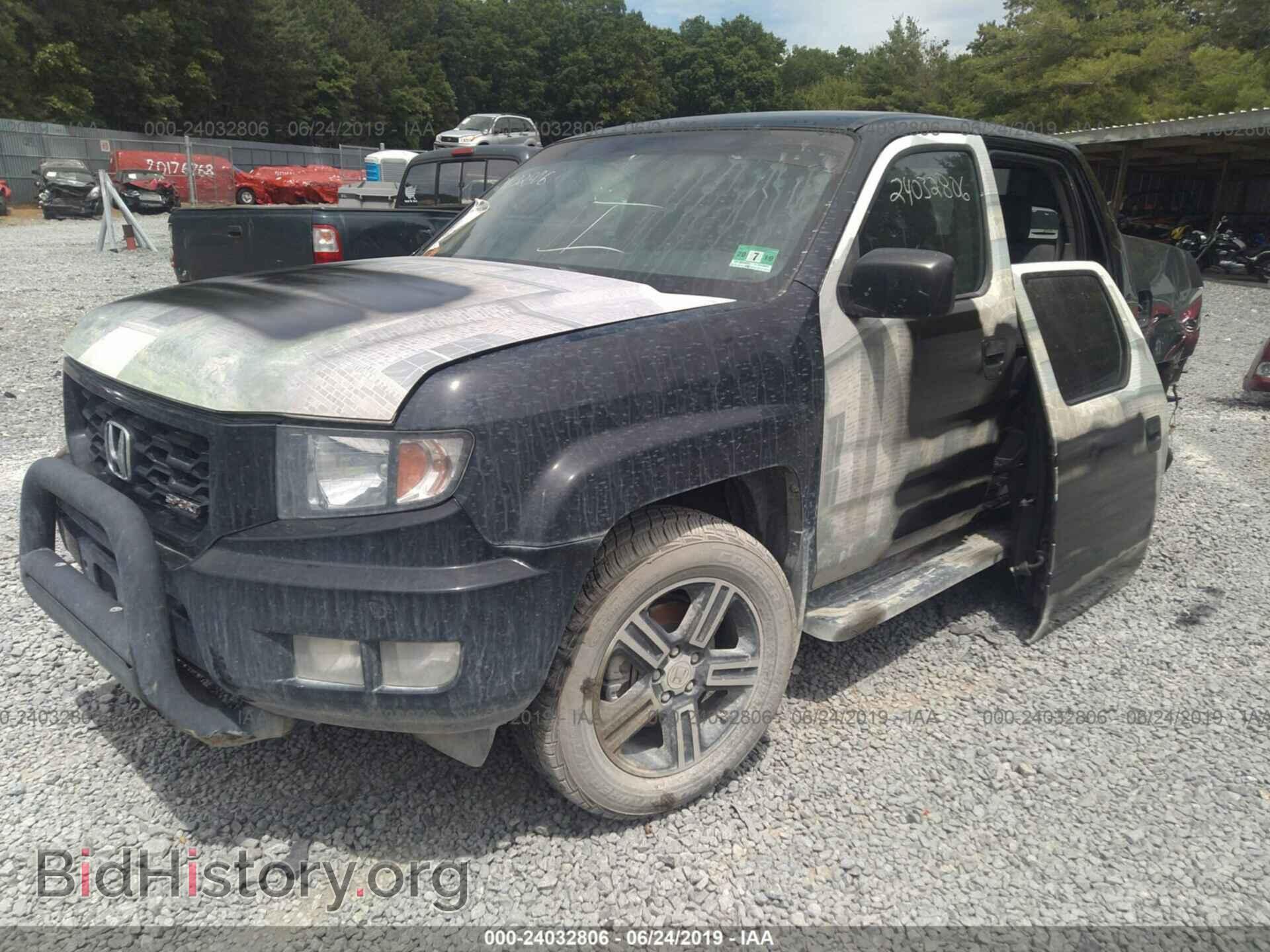 2013 HONDA RIDGELINE - VIN: 5FPYK1F79DB011794 - Фото 2
